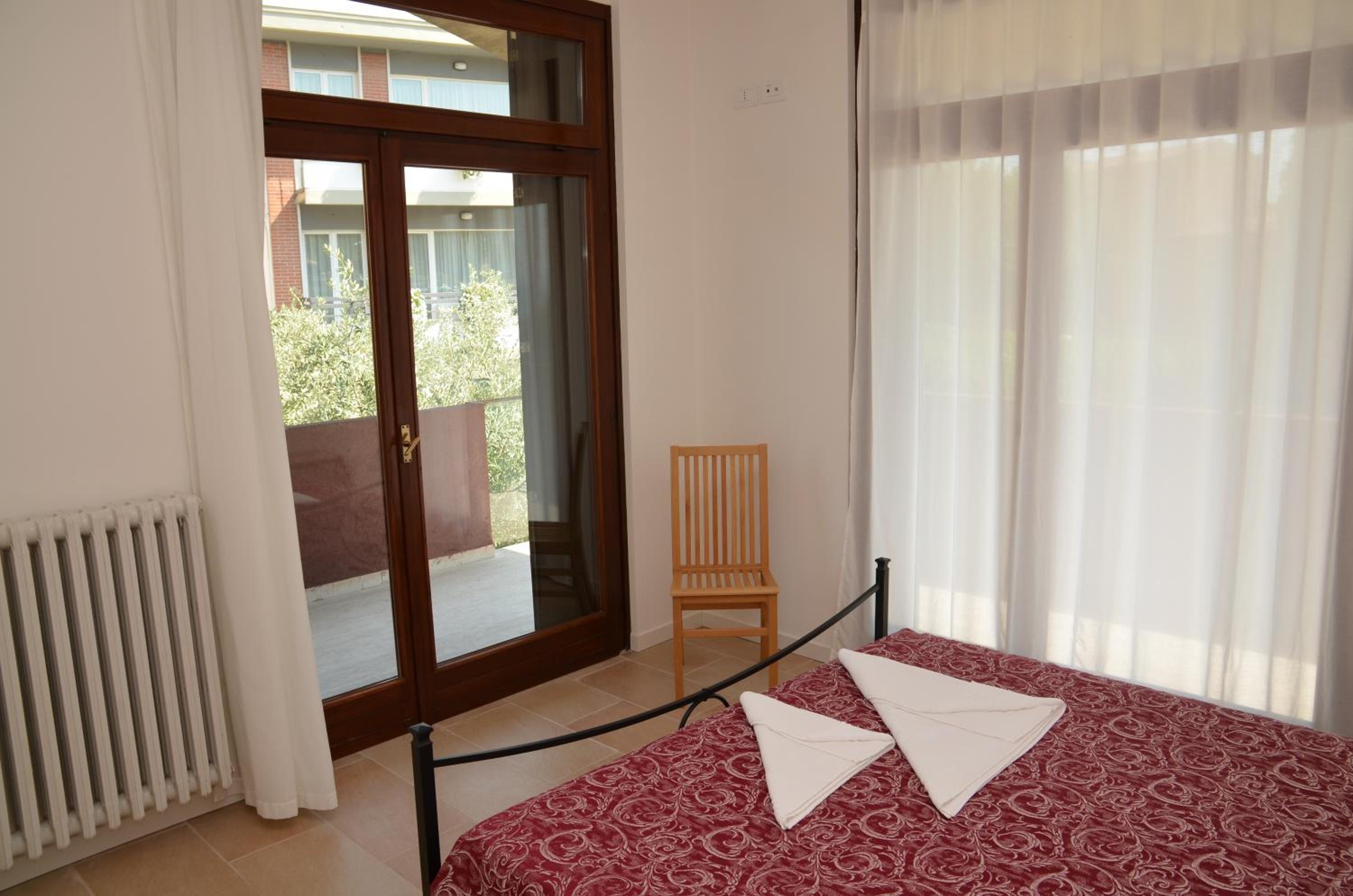 Trilocale Palazzo Garda view 3