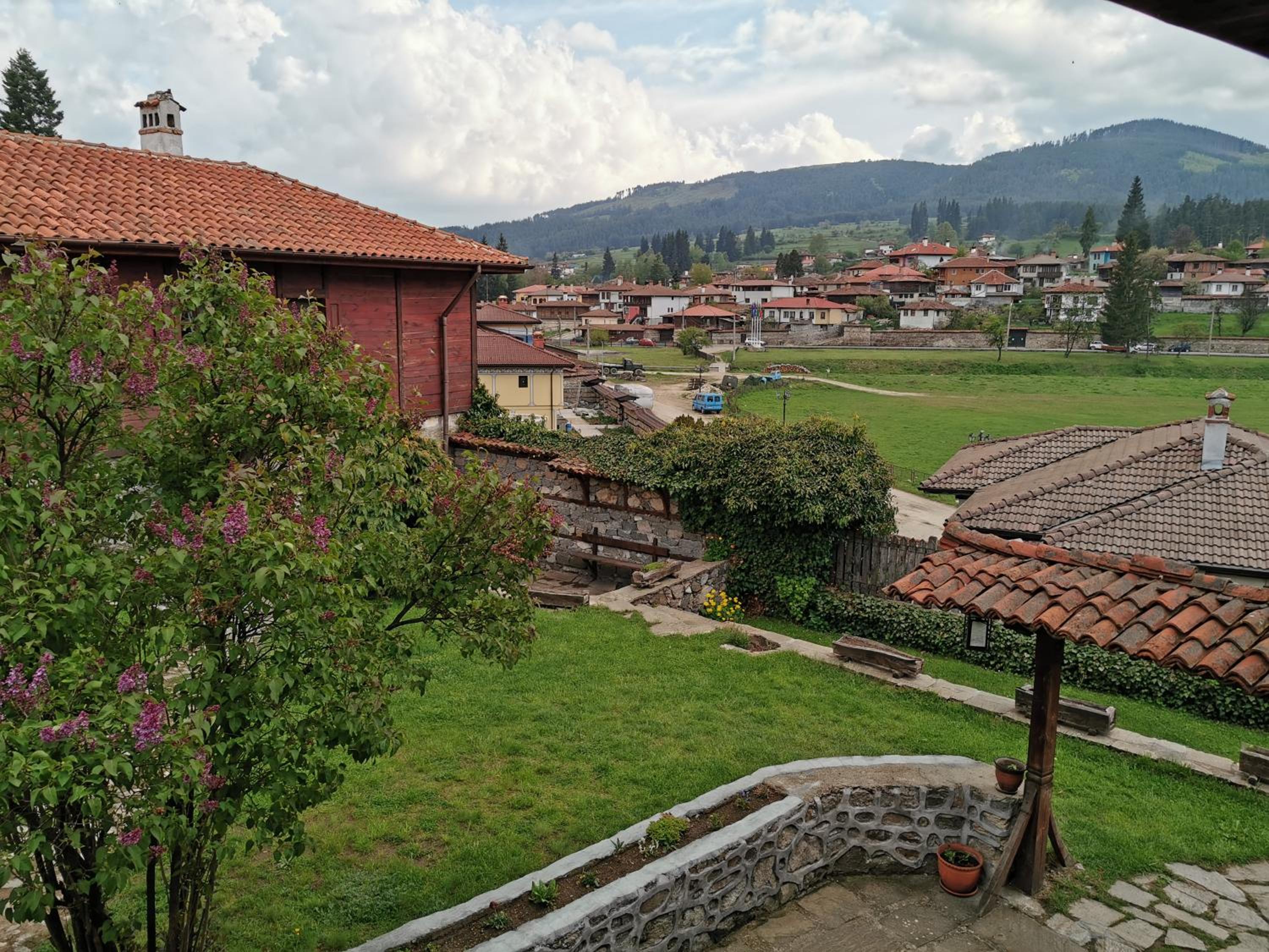 Hadji Neikovi Guest Houses