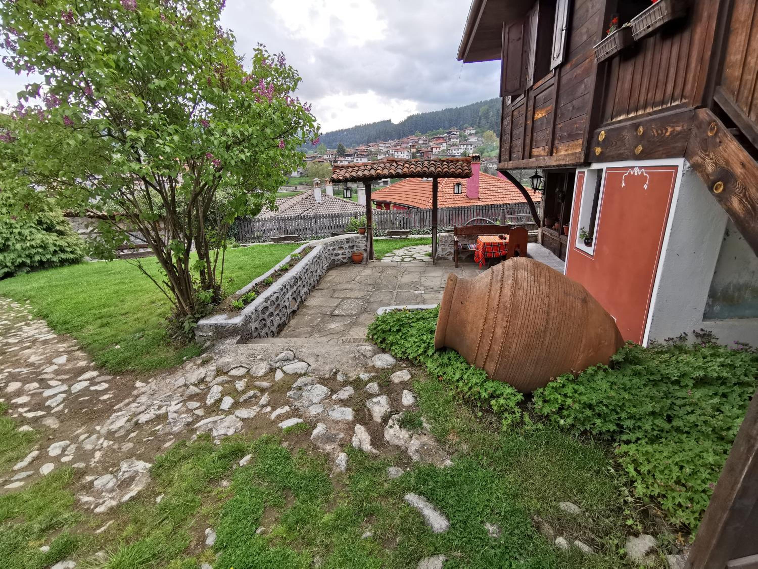 Hadji Neikovi Guest Houses