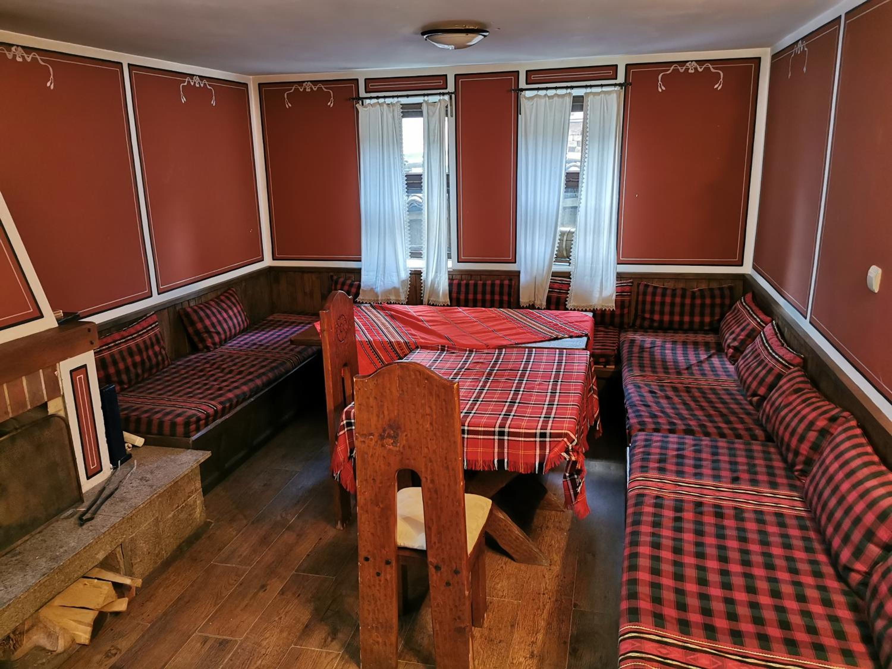 Hadji Neikovi Guest Houses