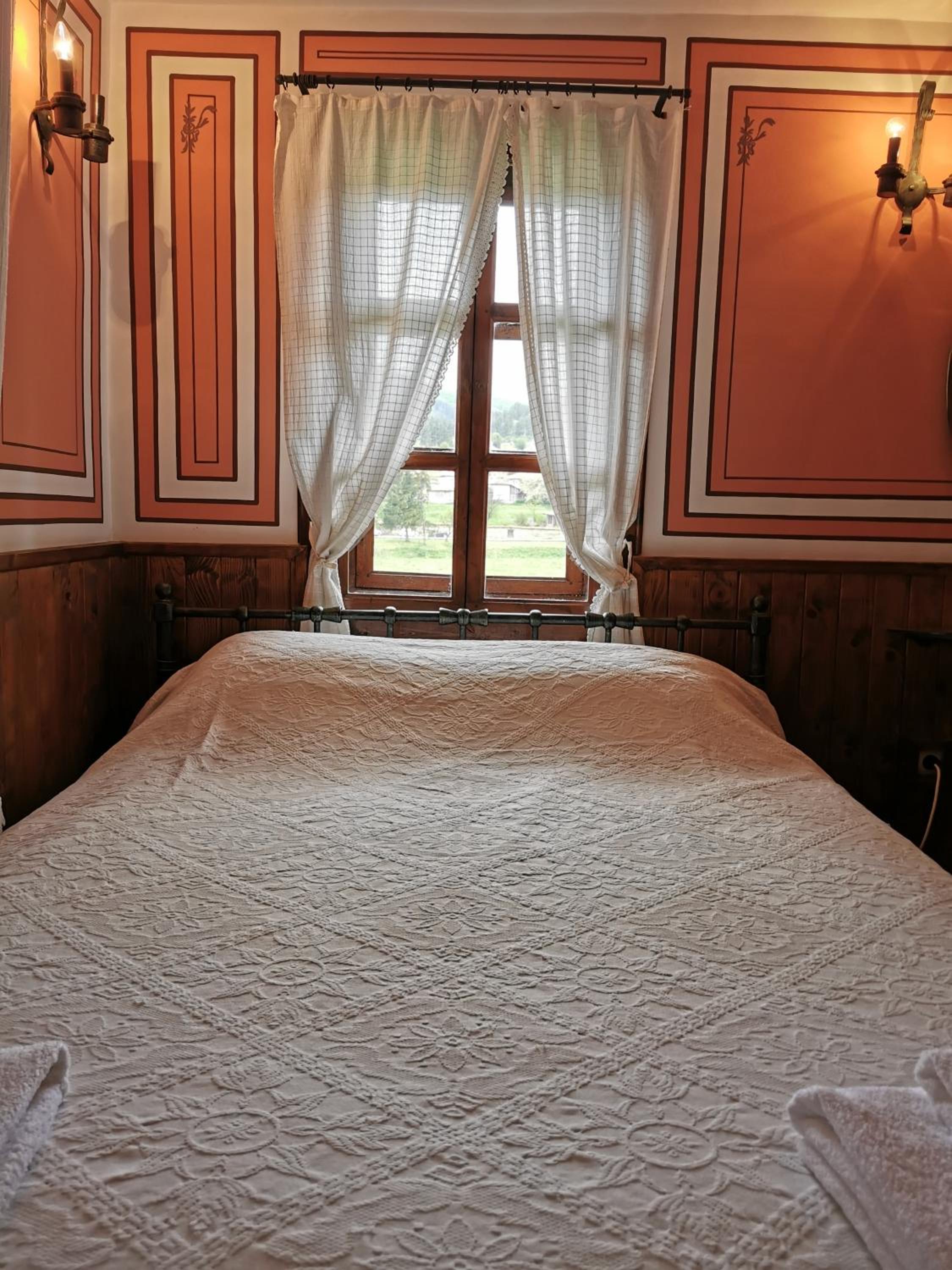 Hadji Neikovi Guest Houses