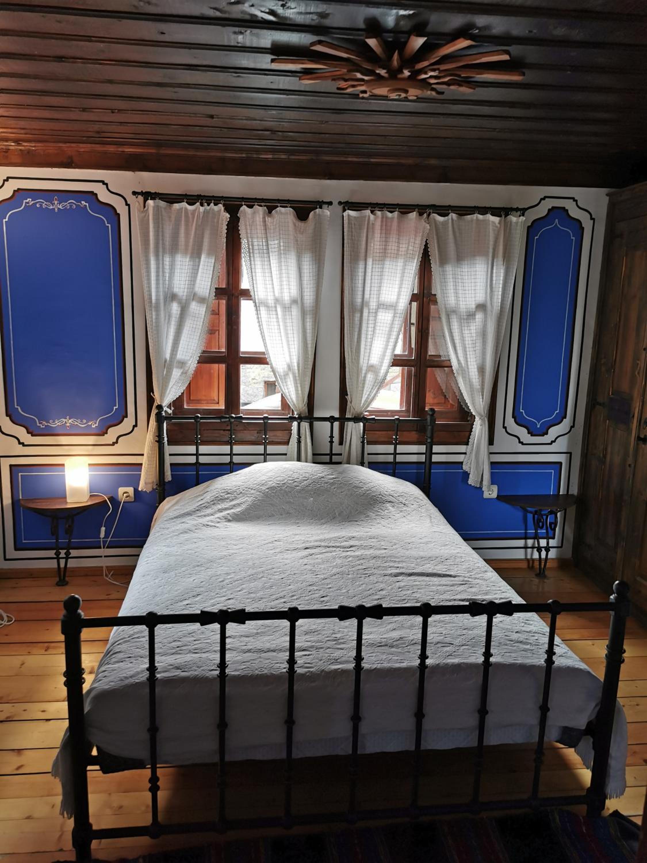 Hadji Neikovi Guest Houses