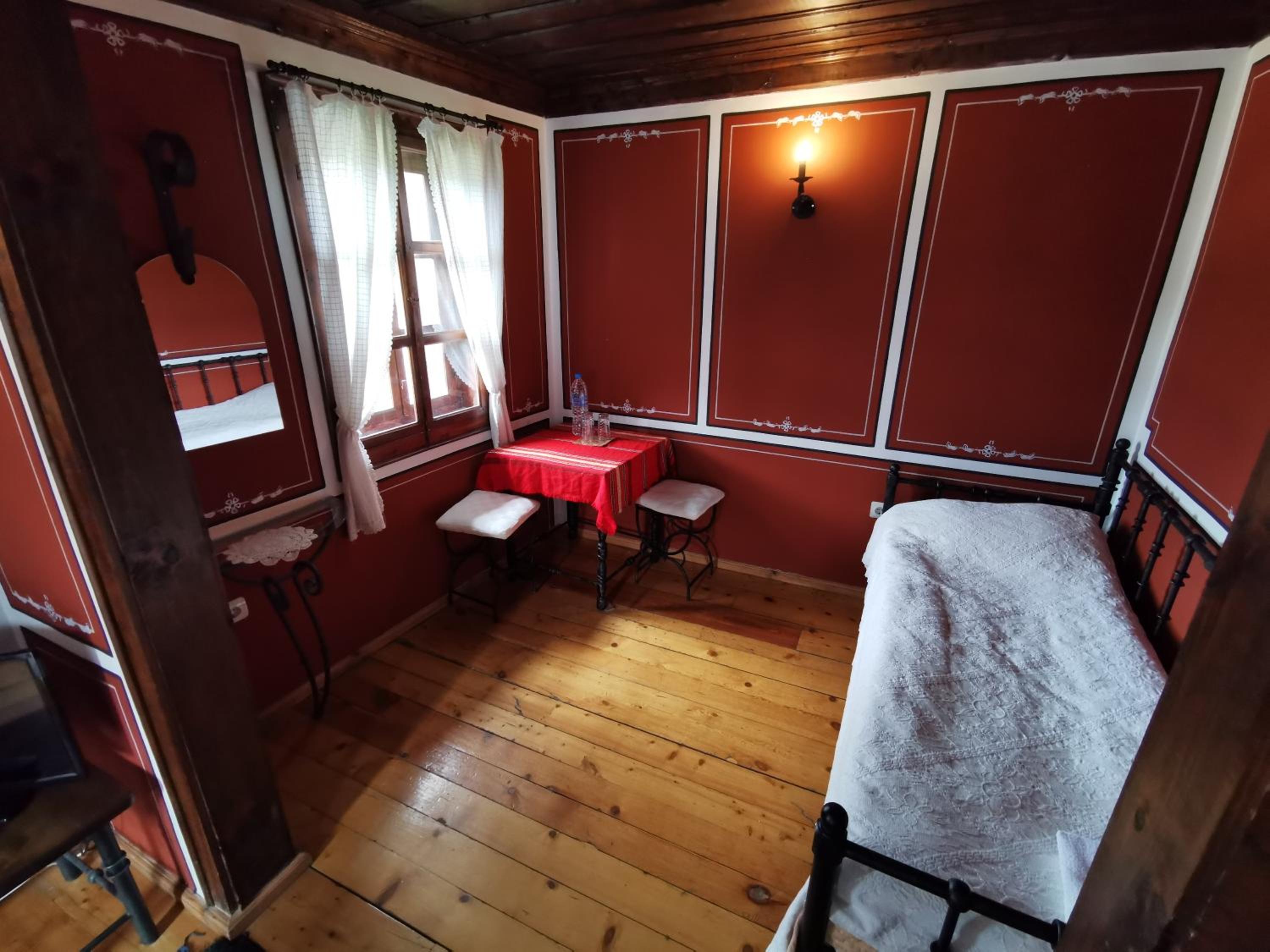 Hadji Neikovi Guest Houses