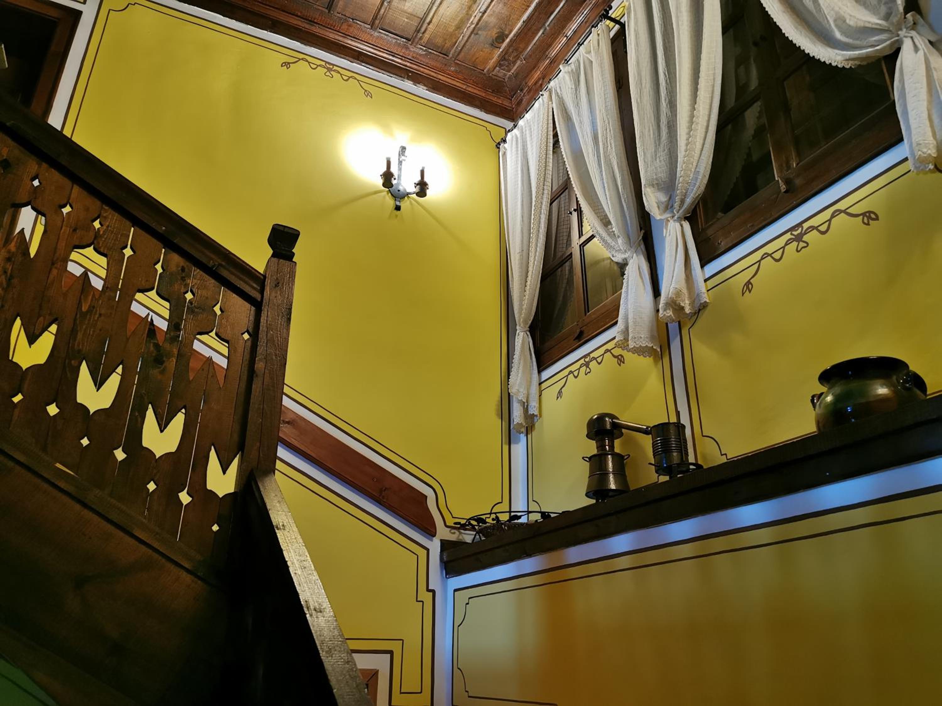 Hadji Neikovi Guest Houses