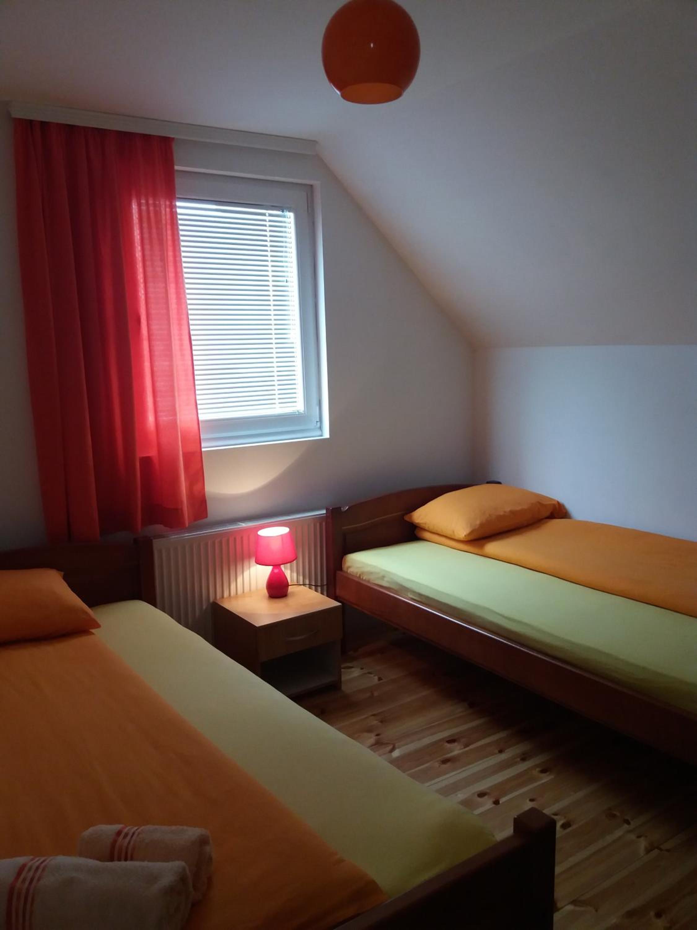 Photo 49