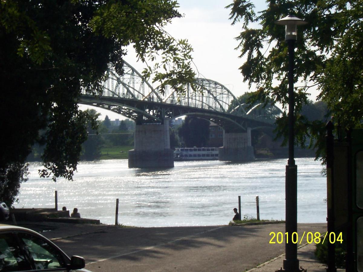 Photo 47