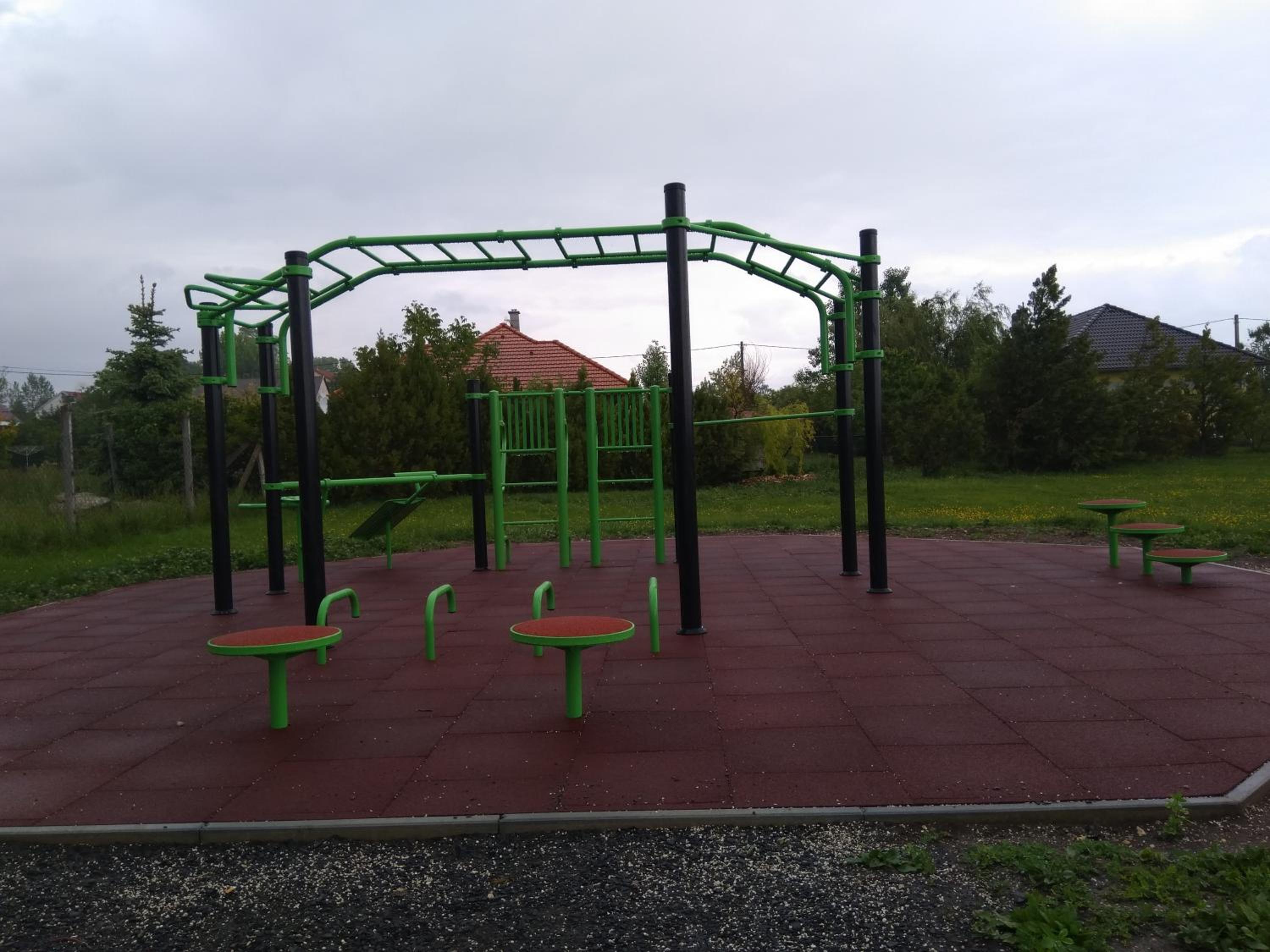 Photo 33