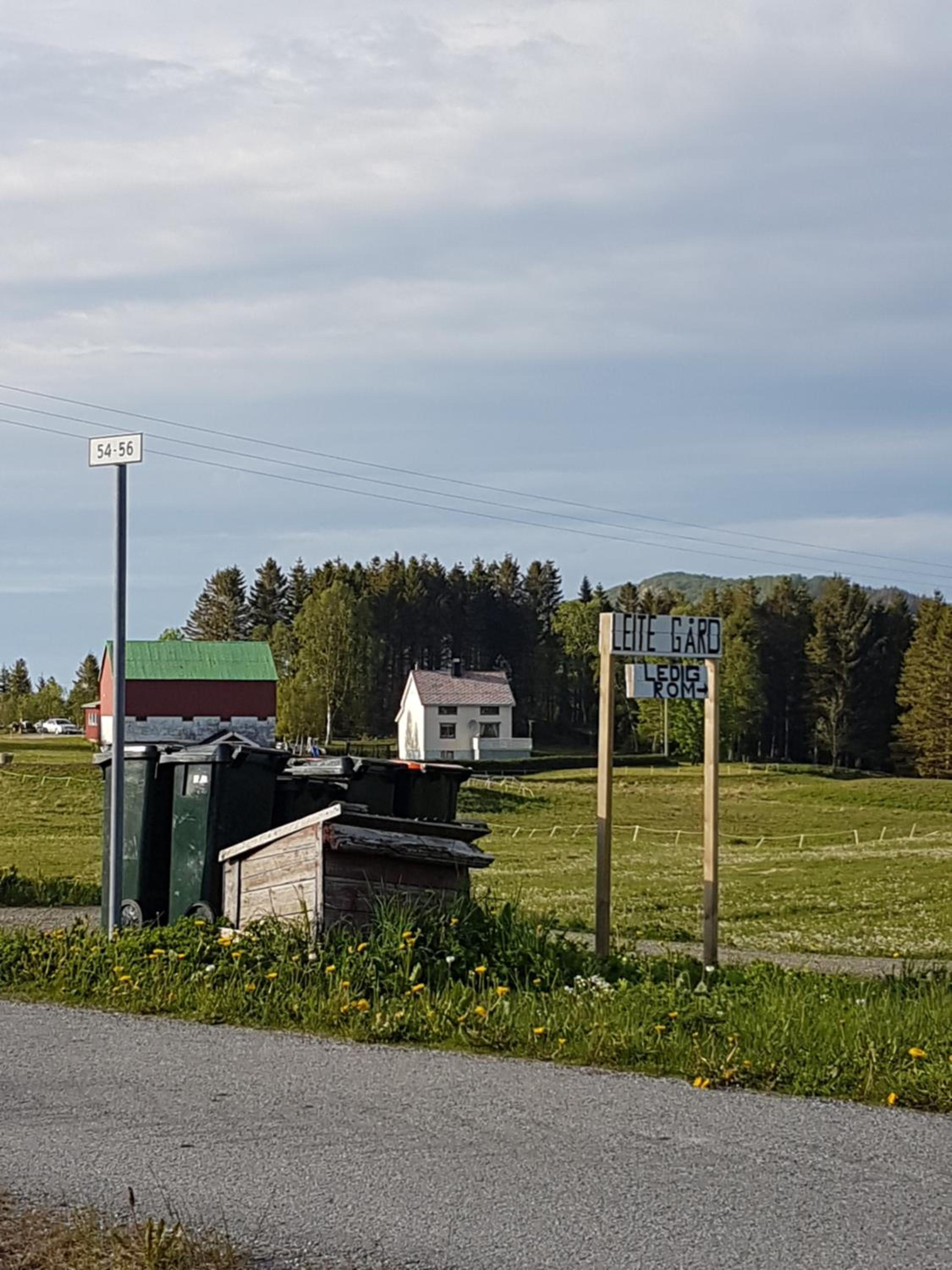 Leite Gård near Atlantic Road in Hustadvika view 5
