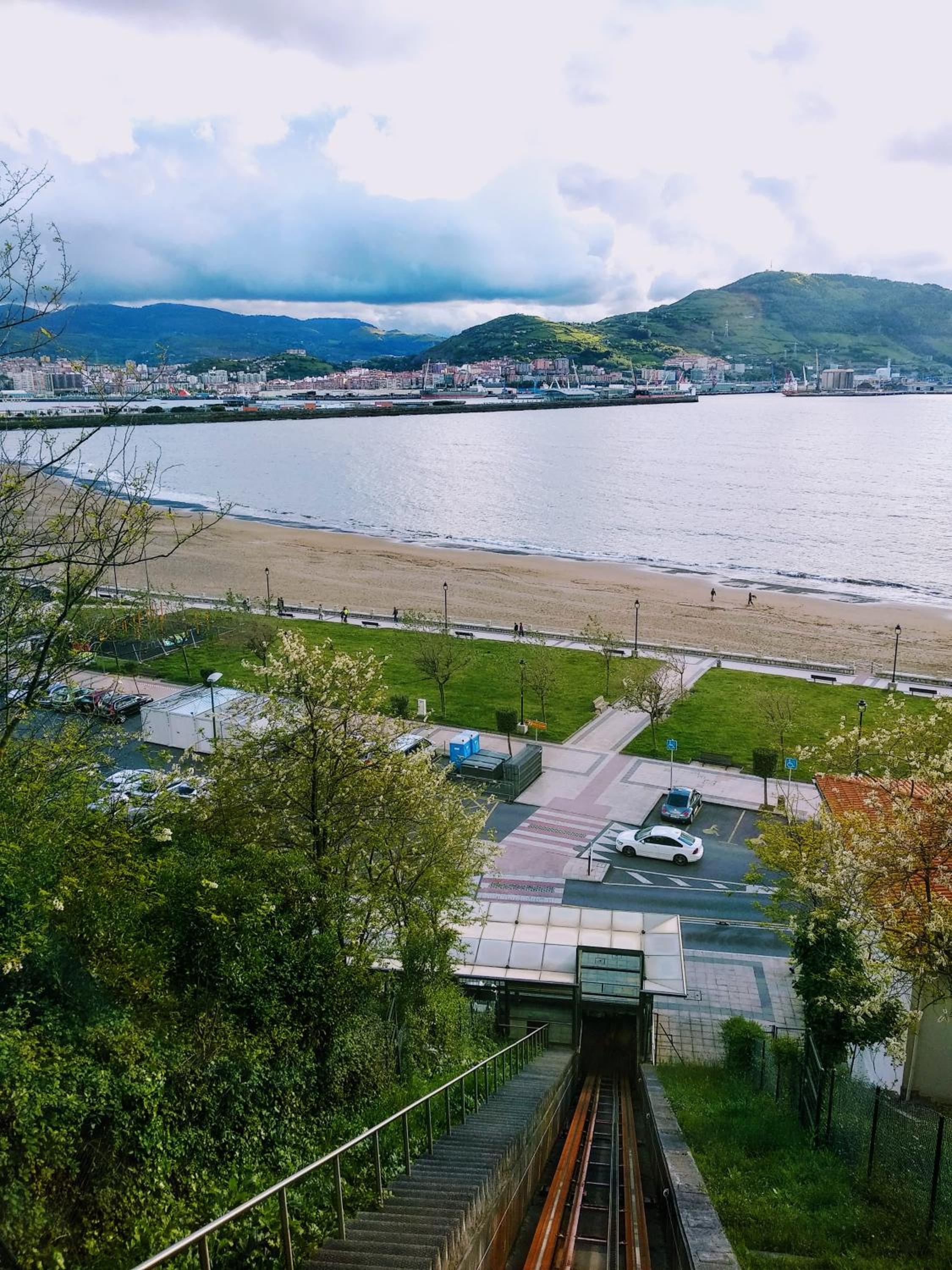 Happy Home Getxo Beach view 2