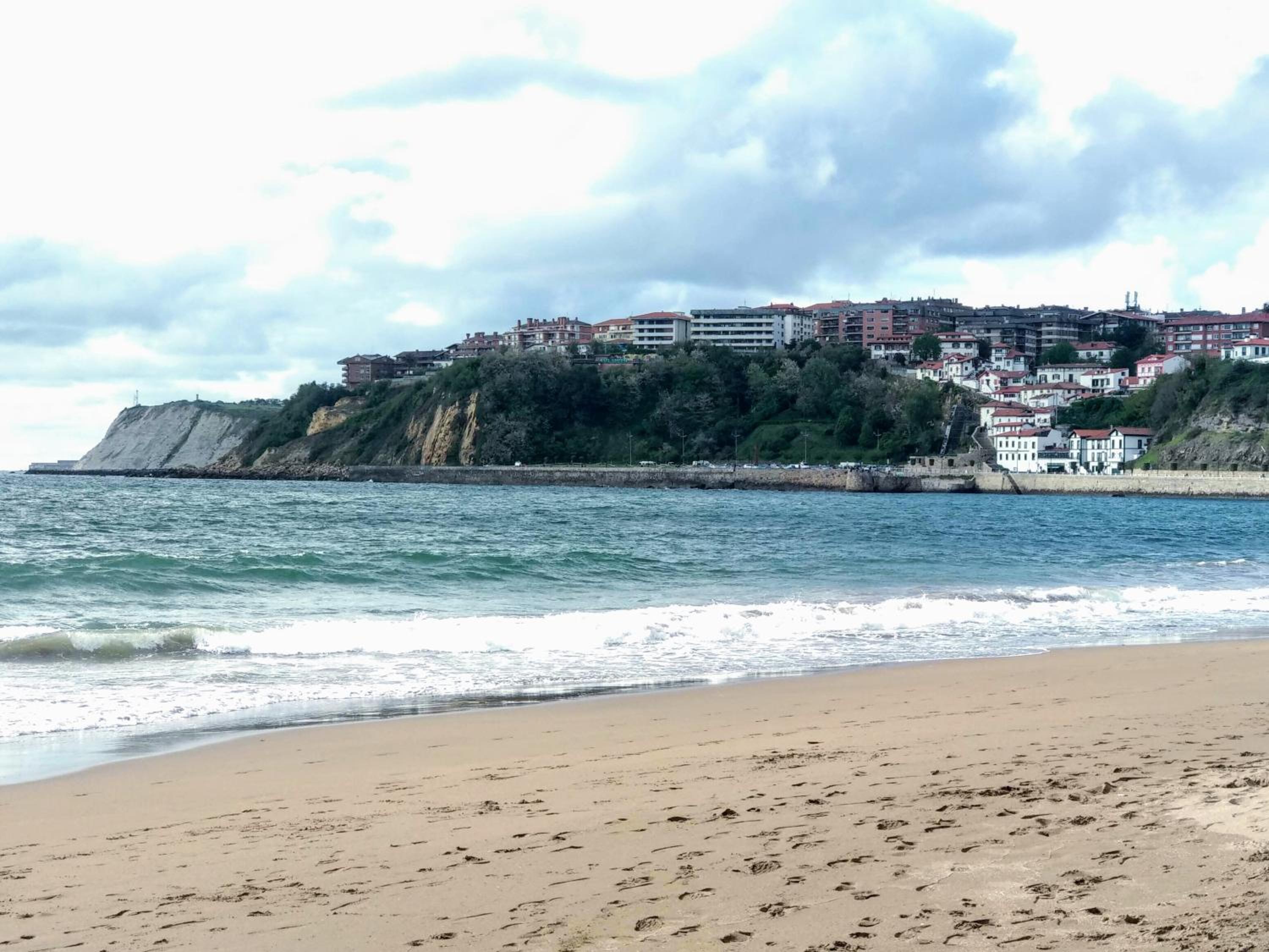 Happy Home Getxo Beach view 5
