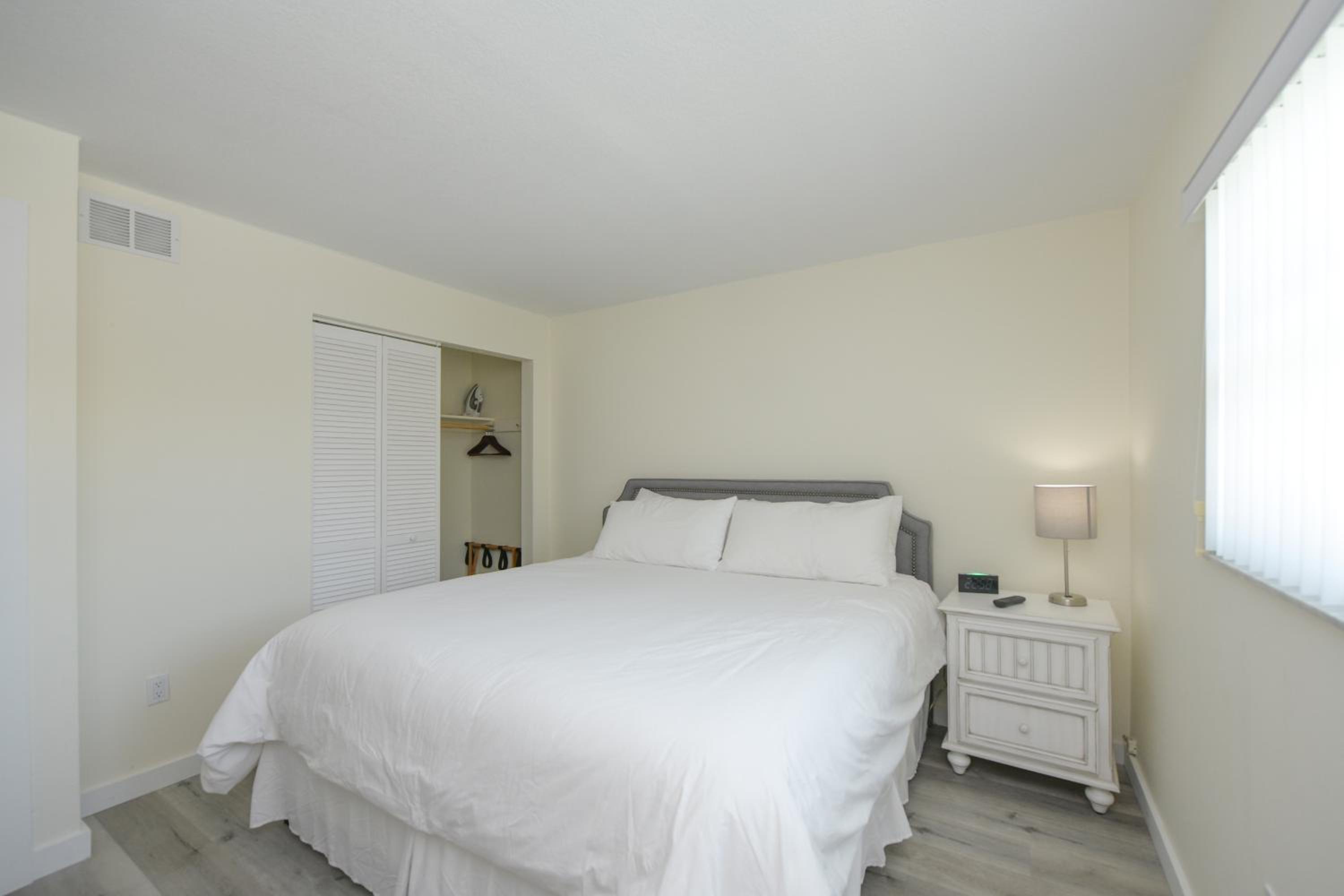 Siesta Key Beach Resort and Suites view 5
