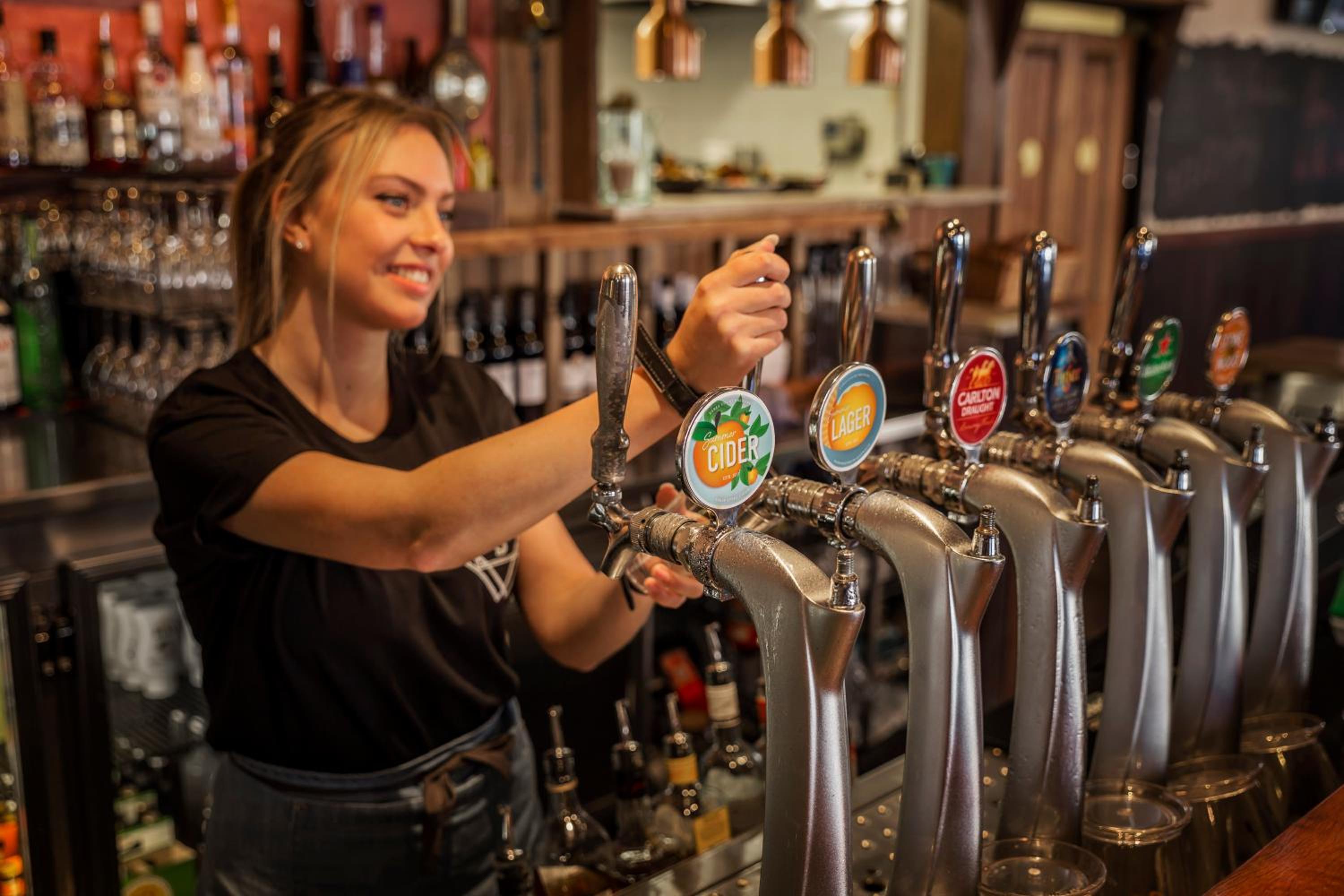 Summer House Melbourne - Image 4