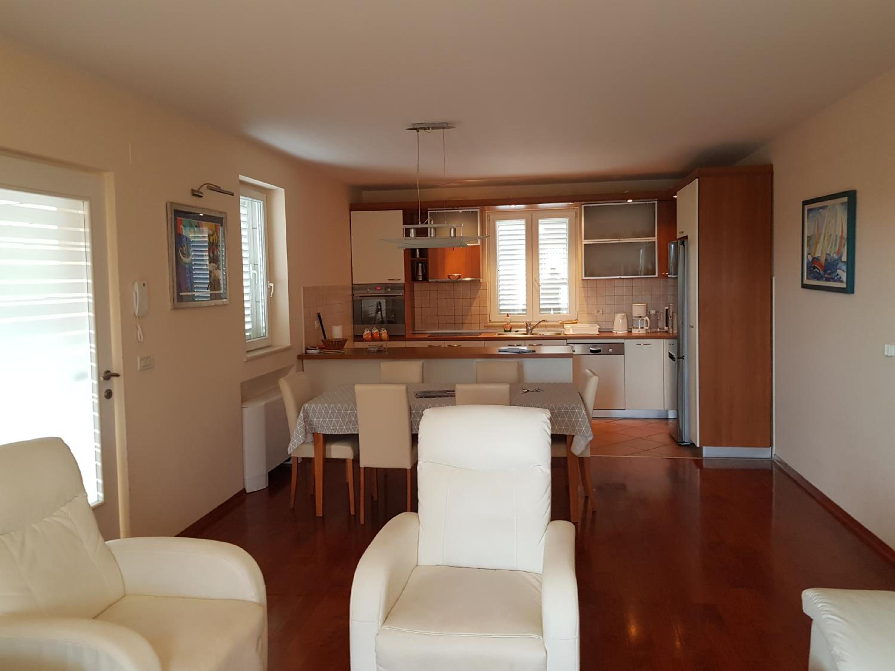 Apartments Laus