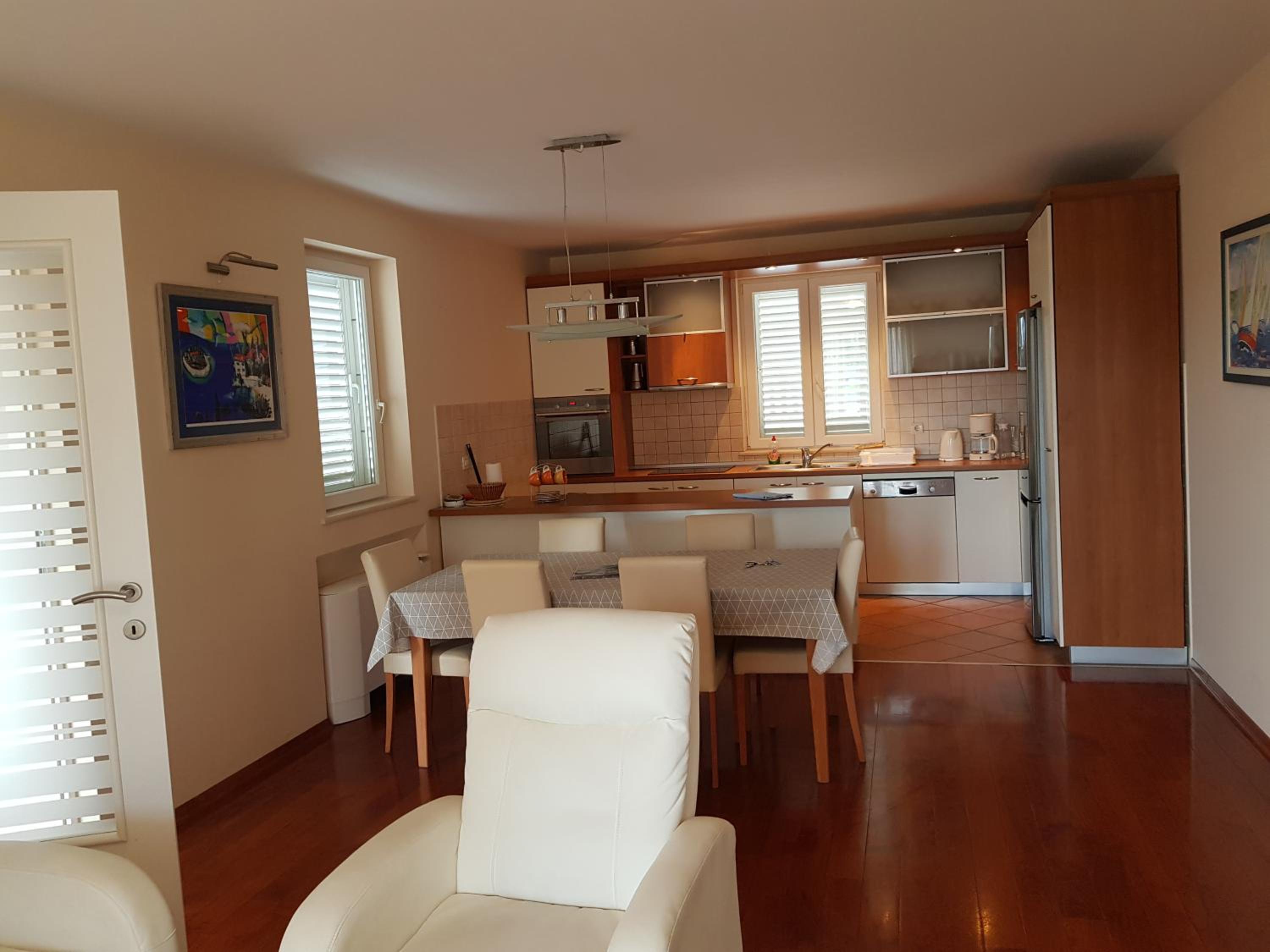 Apartments Laus