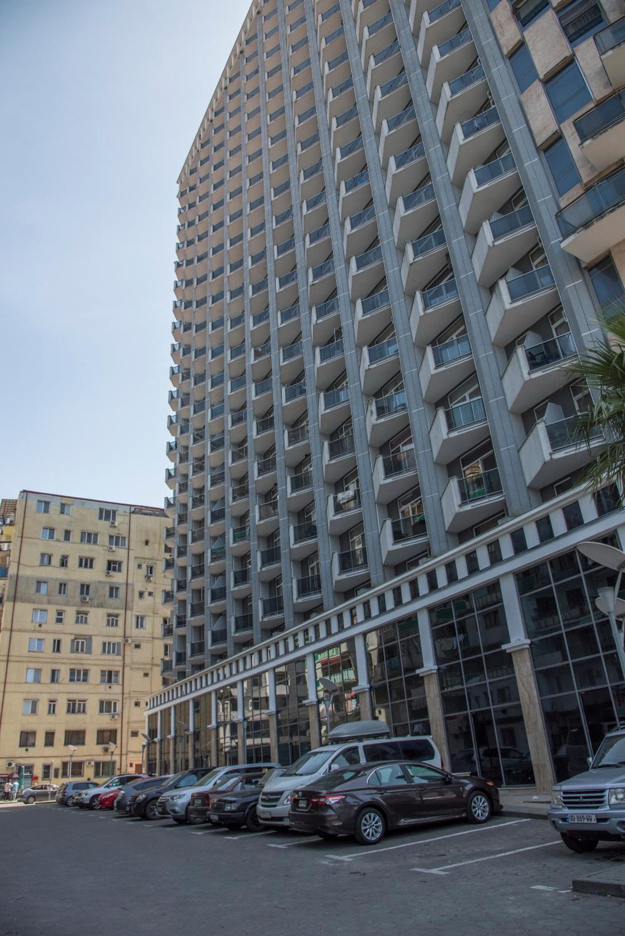 Orbi Sea Towers Apartments — photo 36
