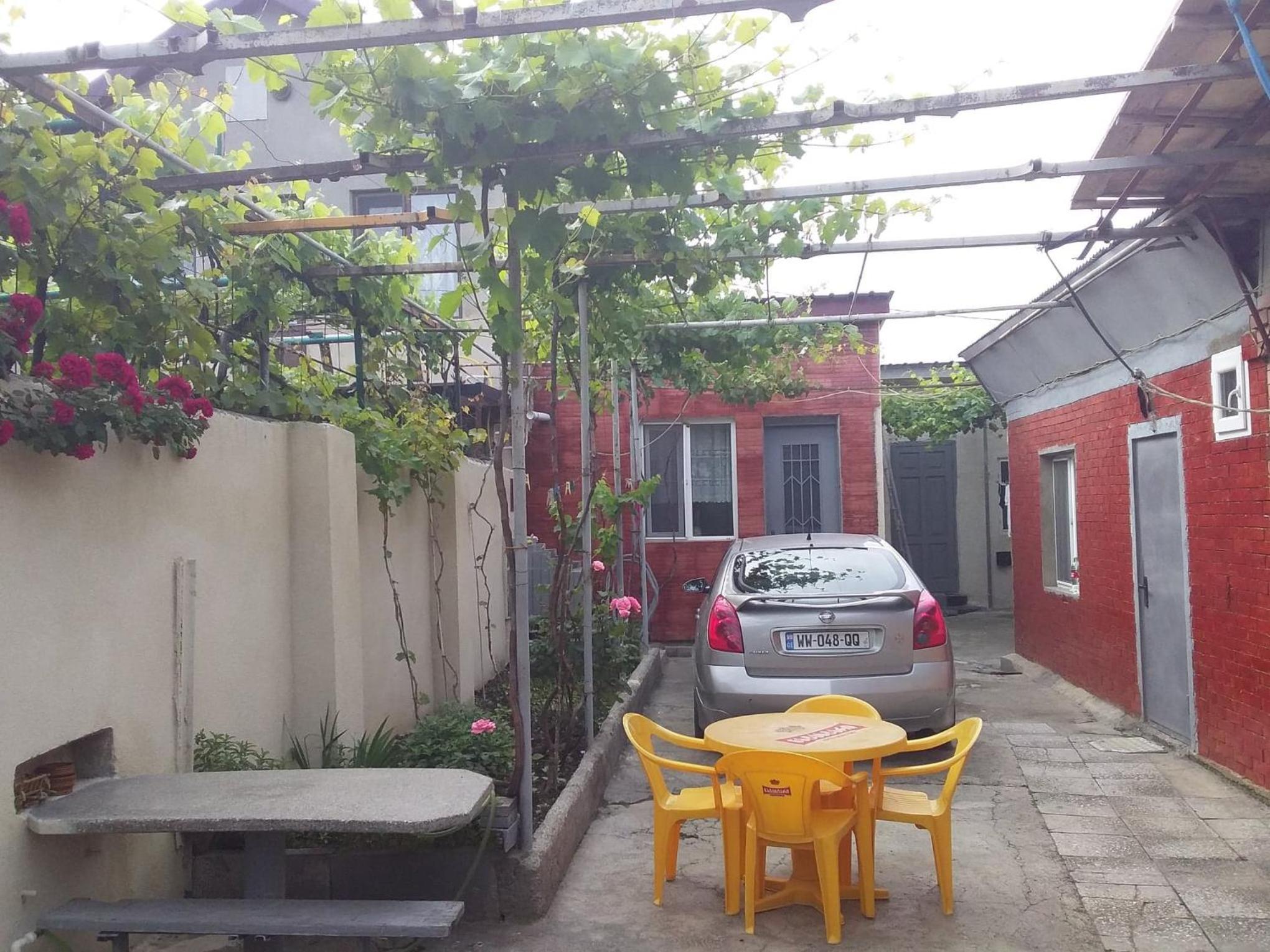 Guest House Gikacha view 2