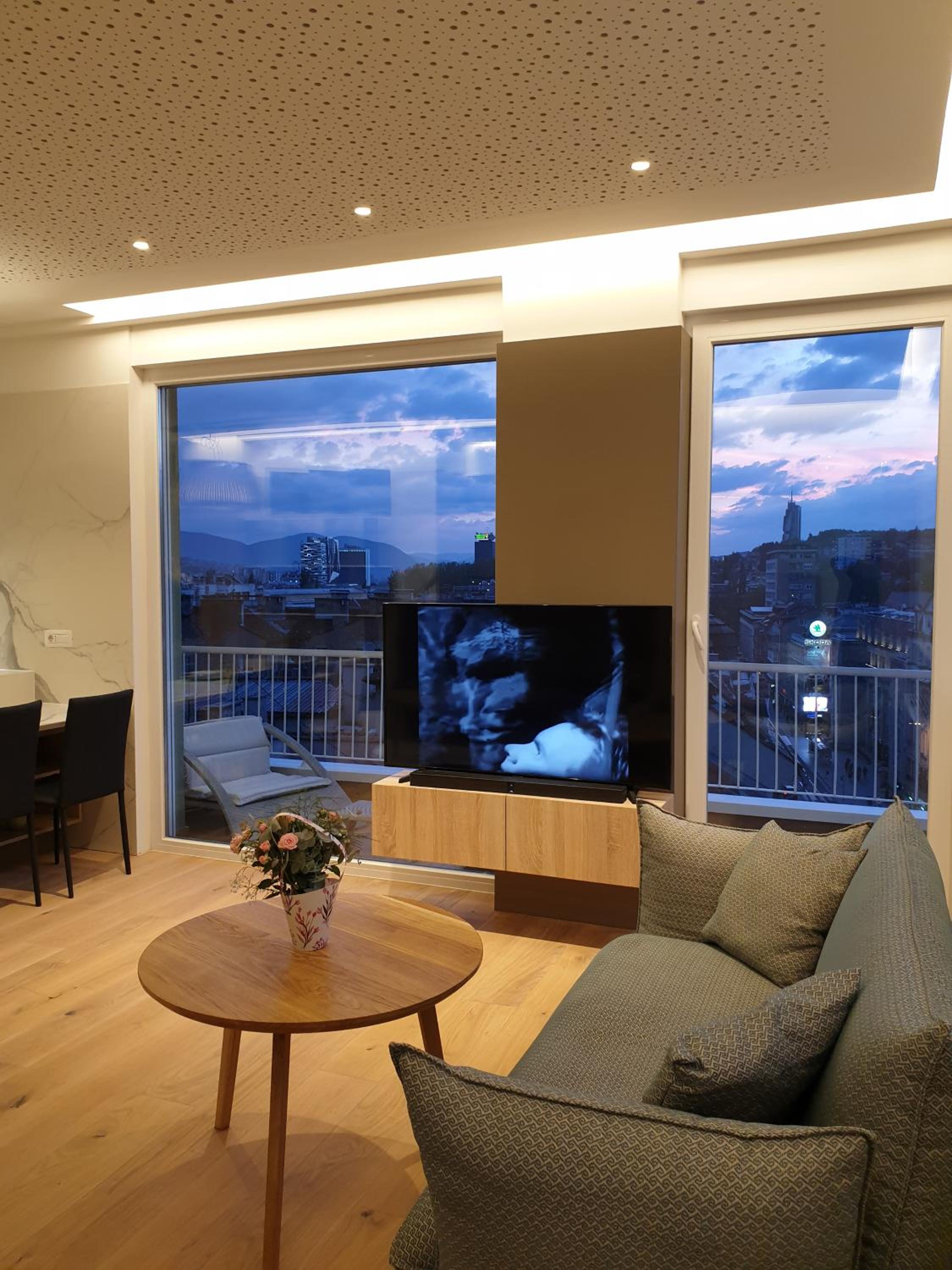 Apartment Royal Residence view 2