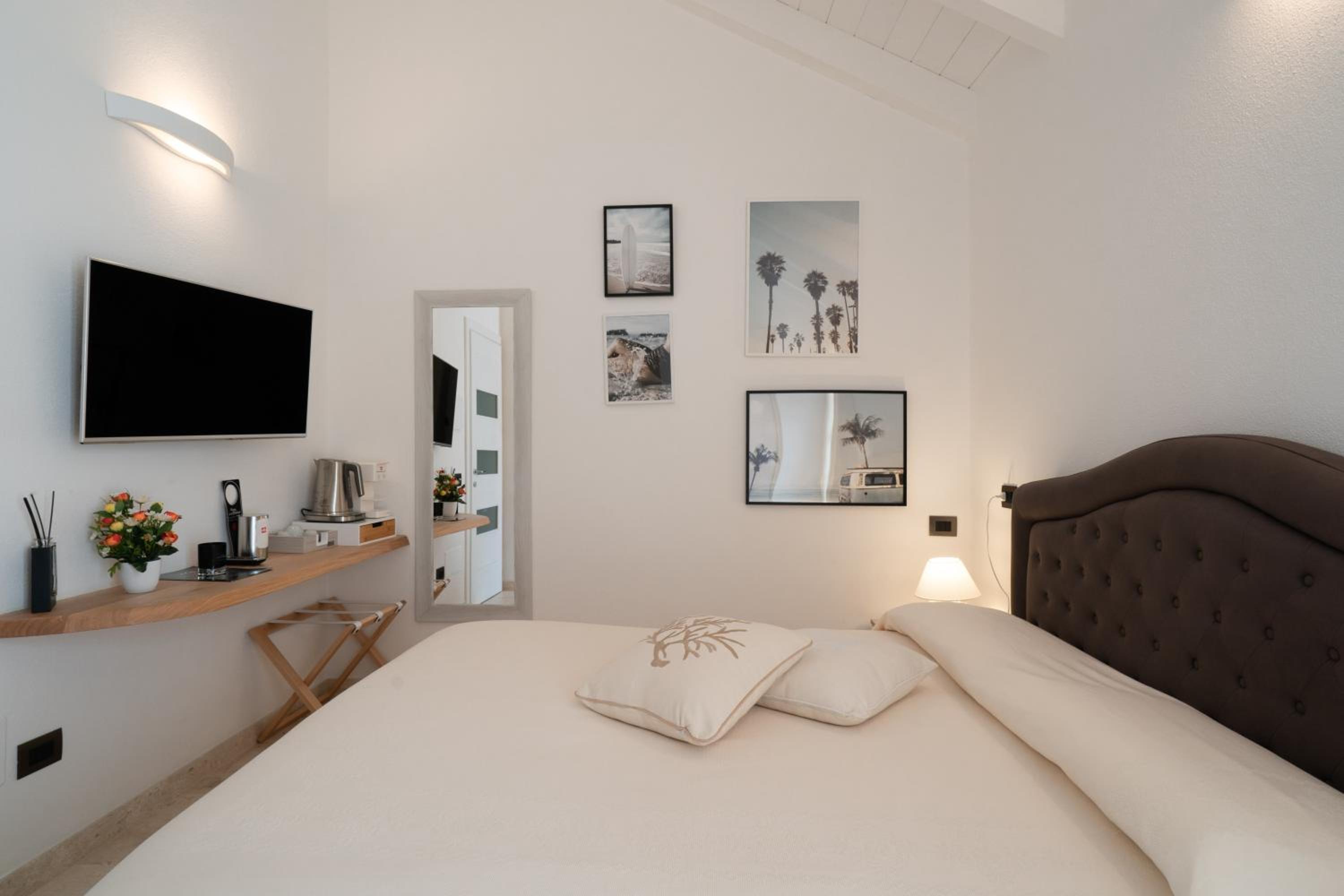 Corso Umberto Rooms