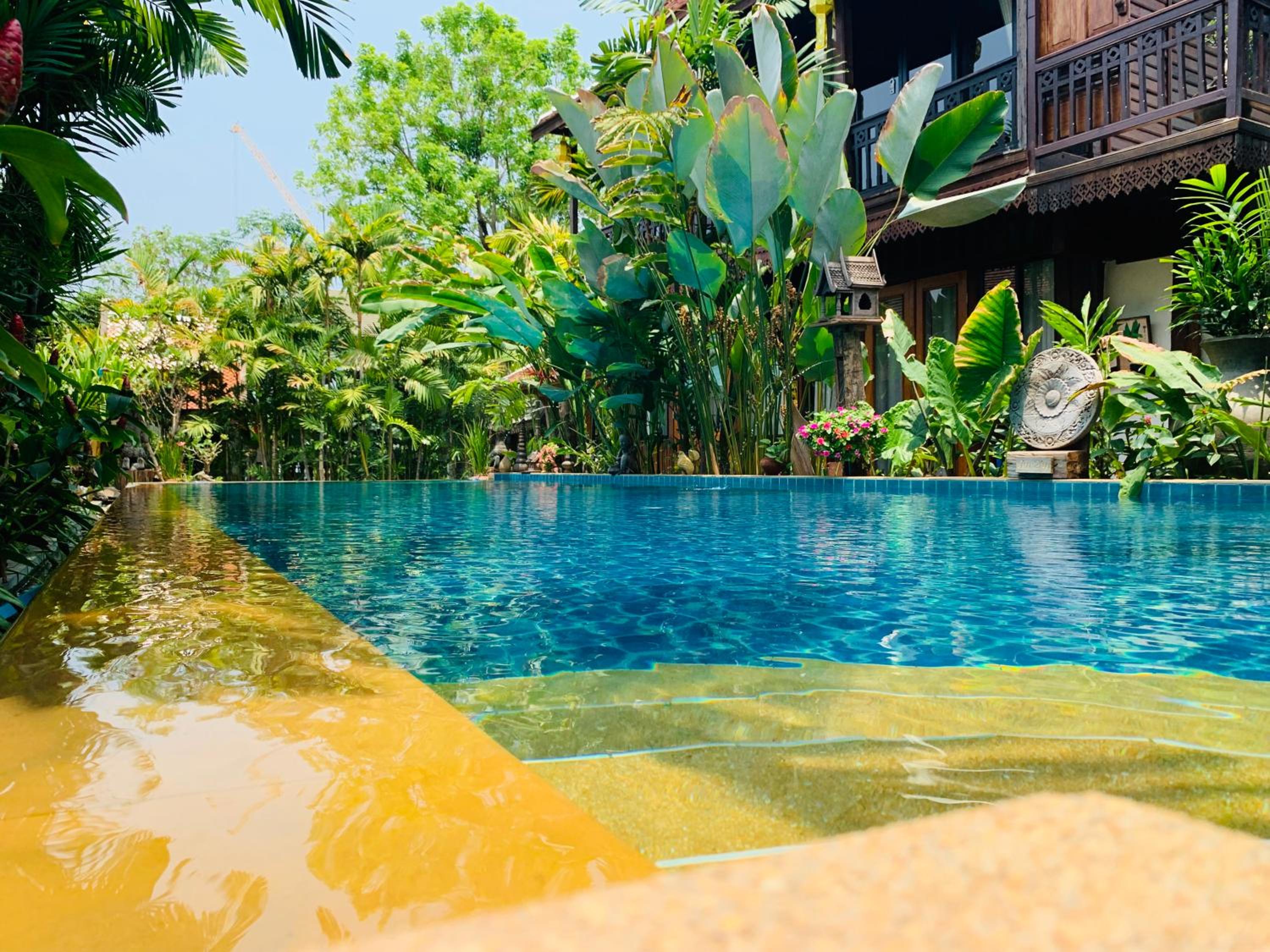 Hongkhao Village