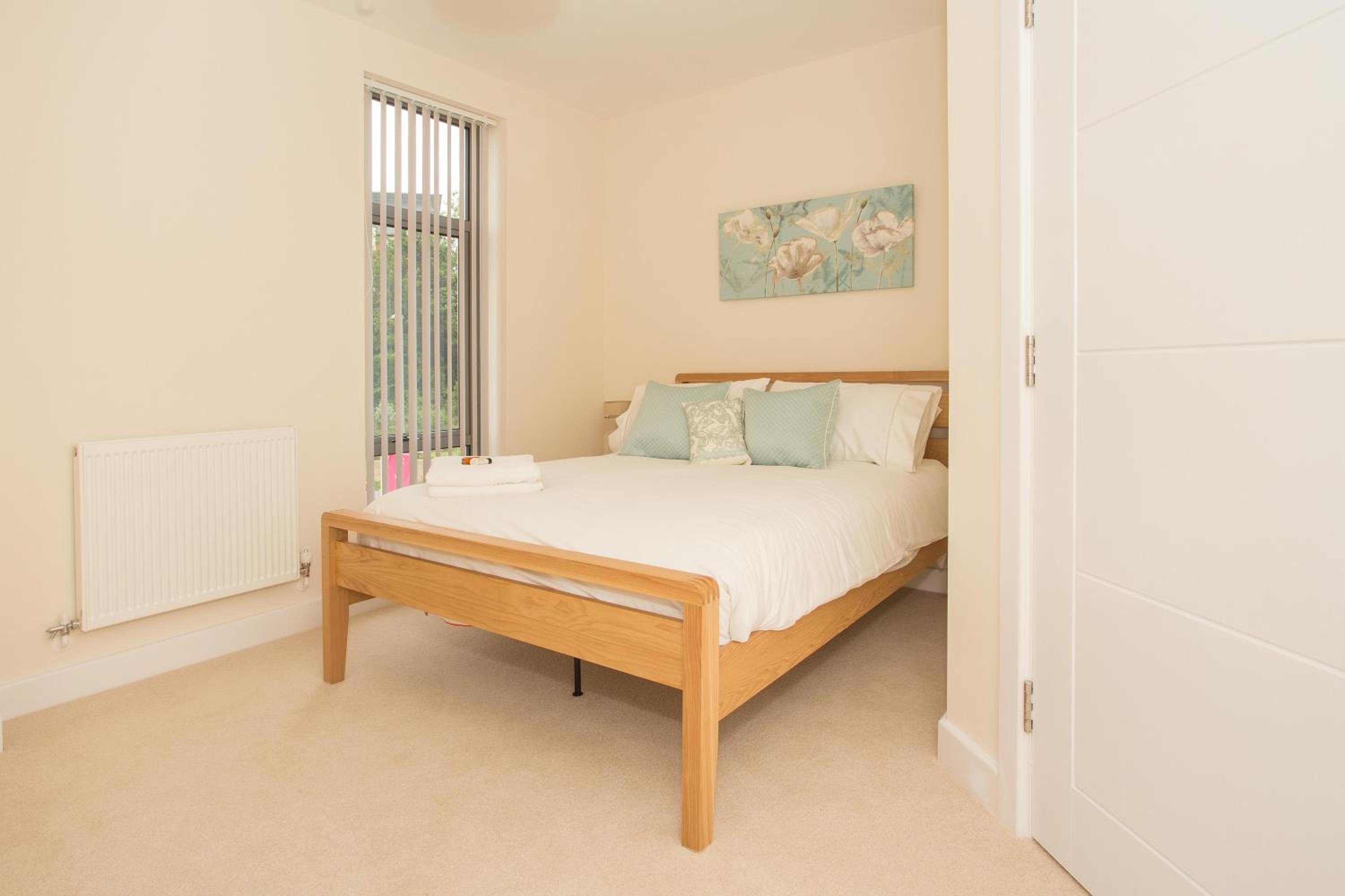 Basingstoke Vacations - Western Gate, Executive Central Apartments - Property Image 15