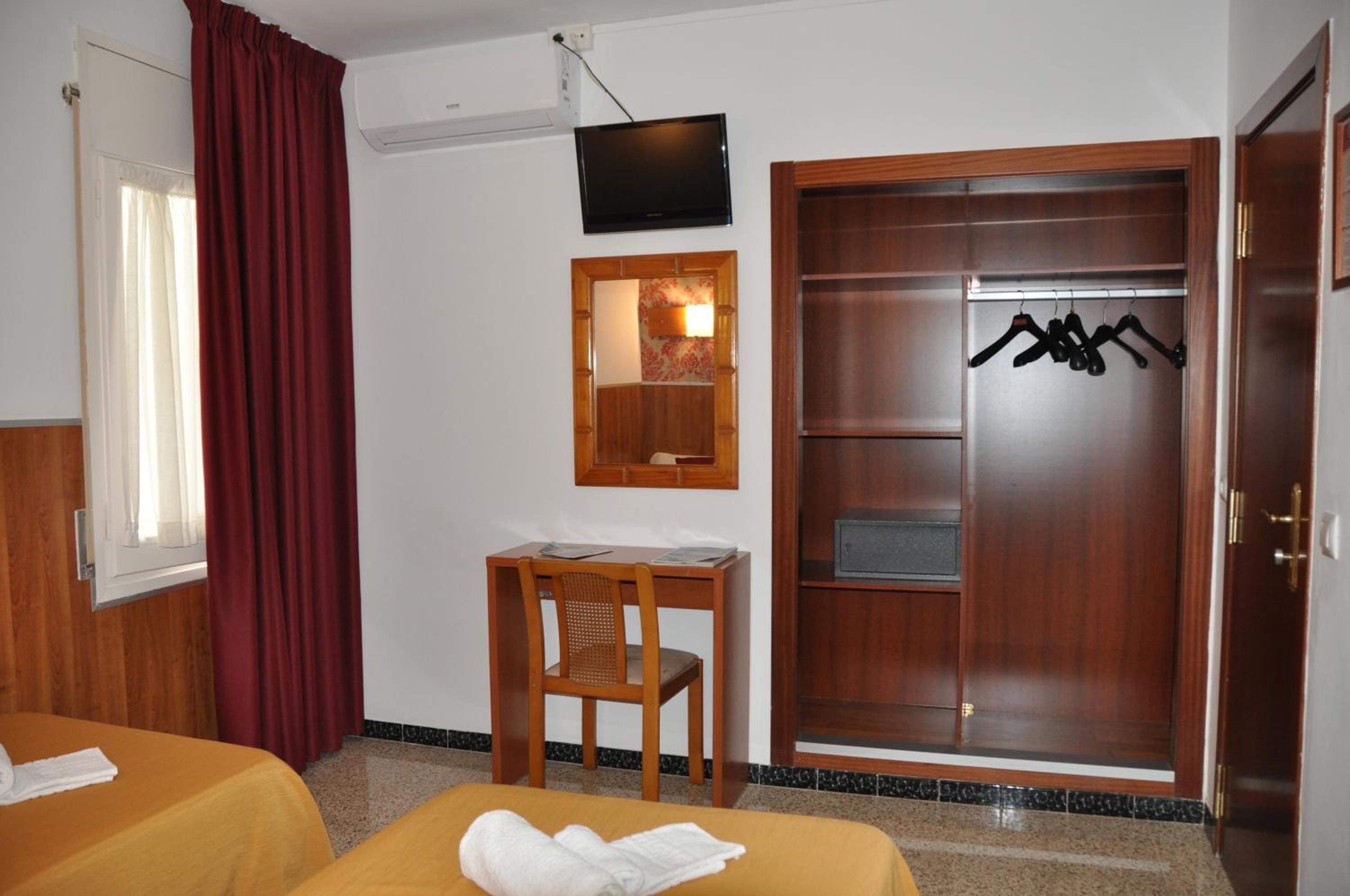 Hostal - Pensión El Amigo