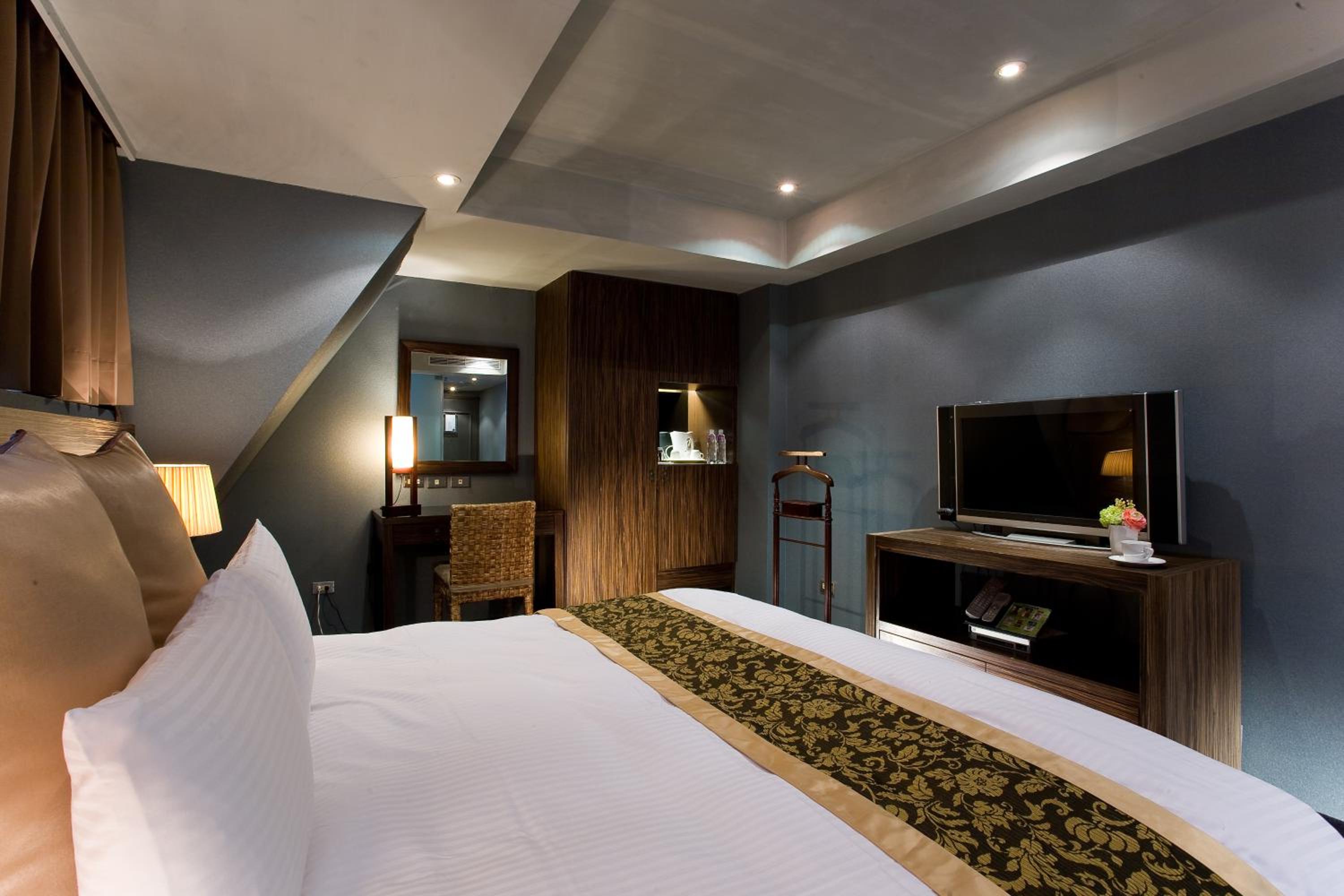 H.M.Hotel