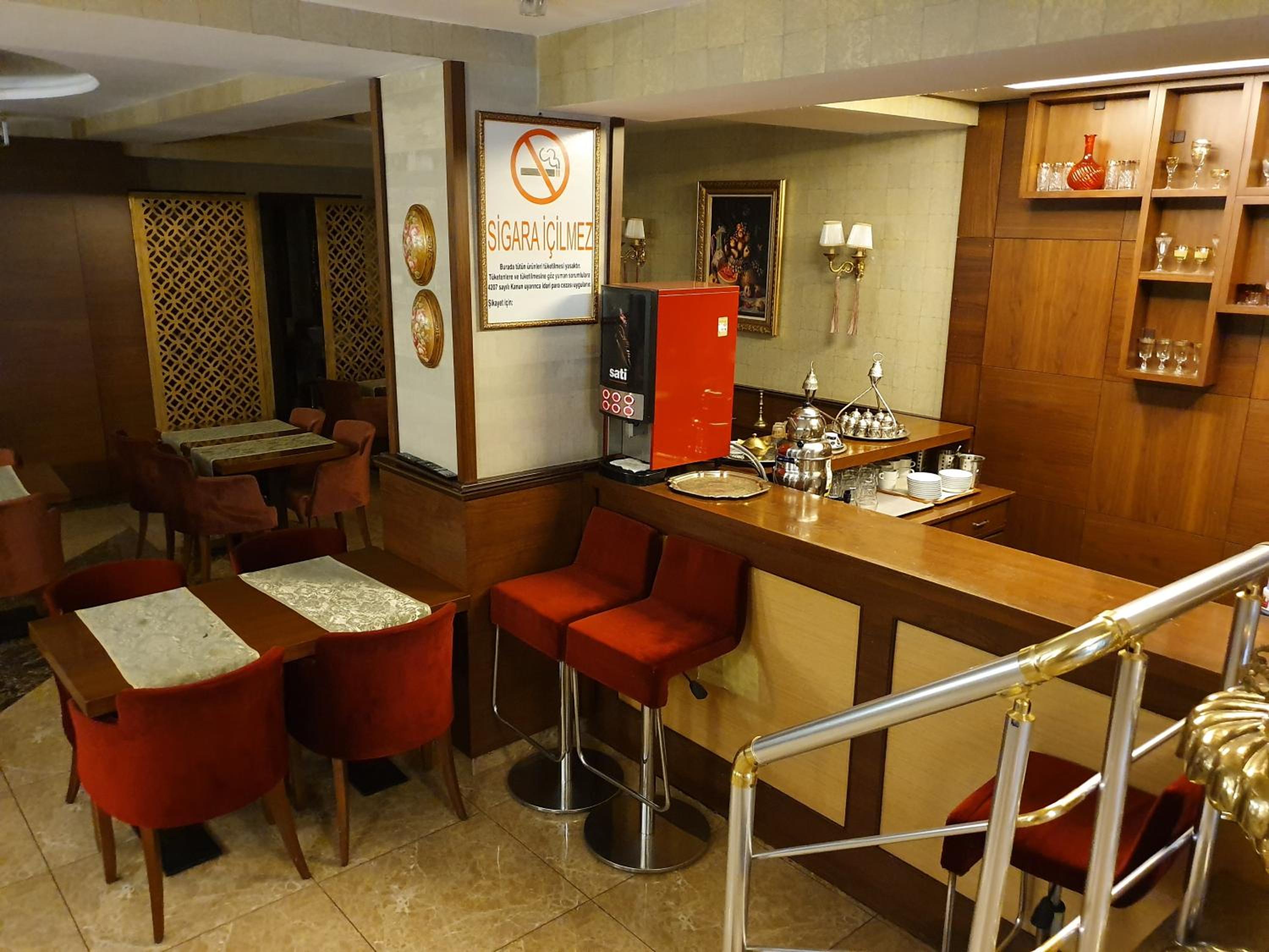 Elysion Hotel - Image 16