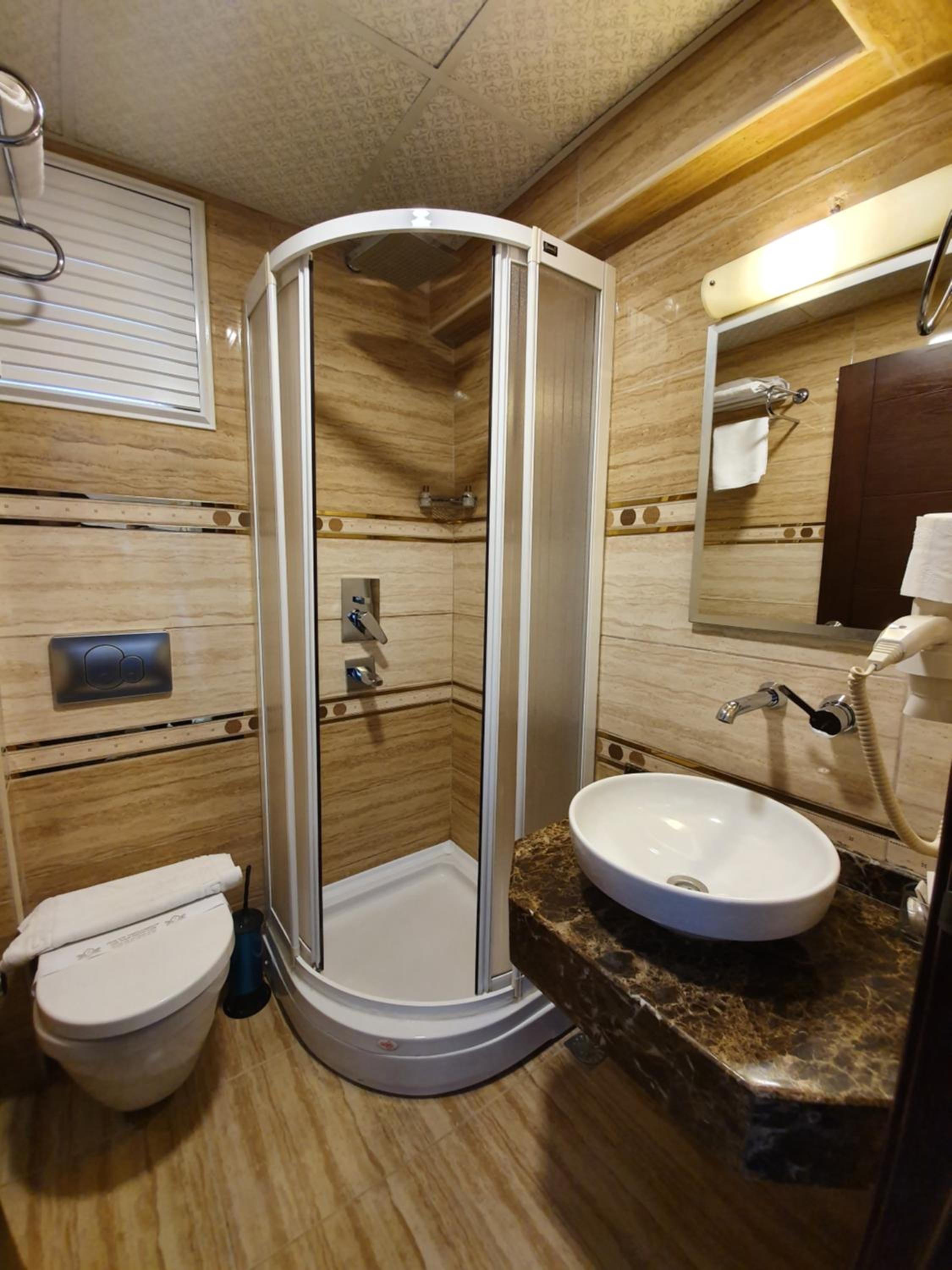 Elysion Hotel - Image 18