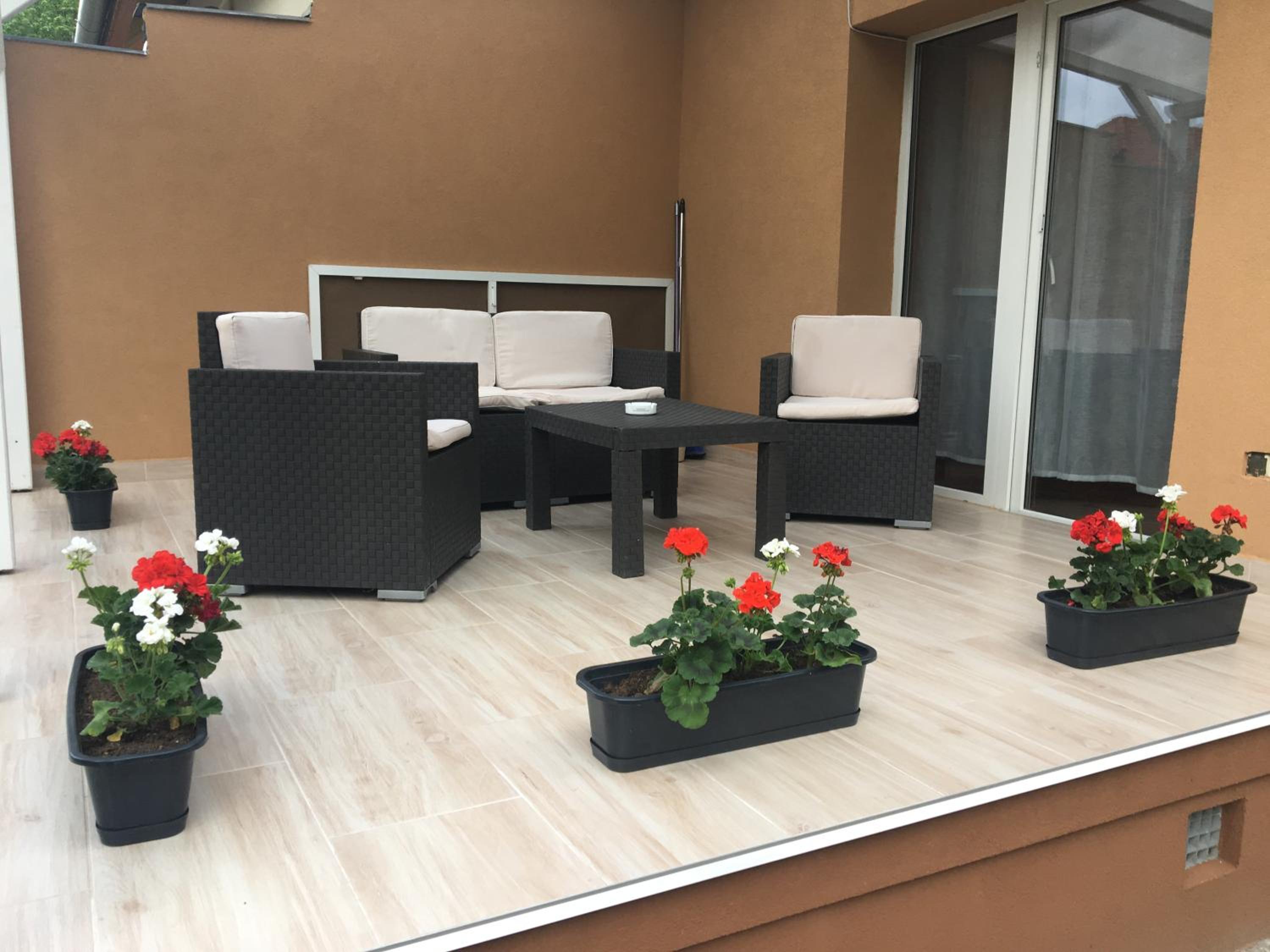Pesti Apartmanház view 2
