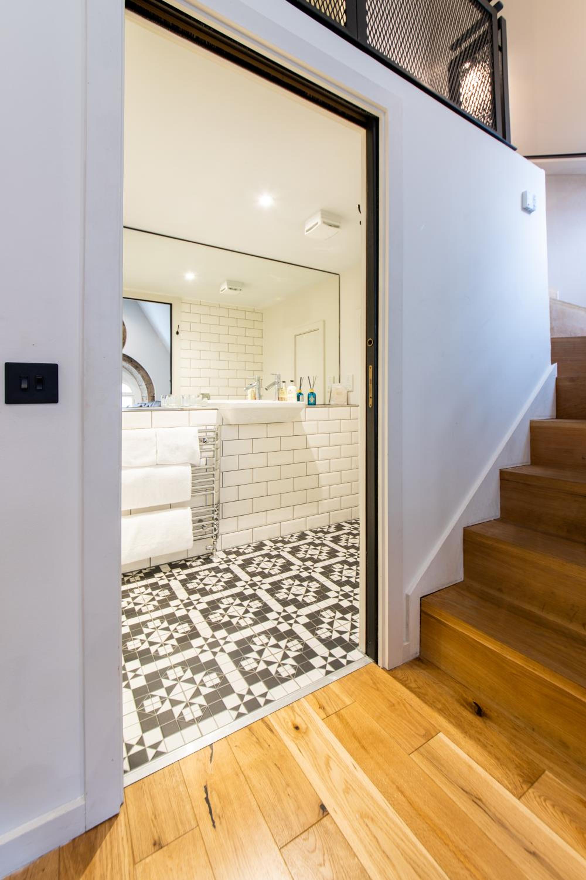 Linton Collection - Blackfriars Lofts