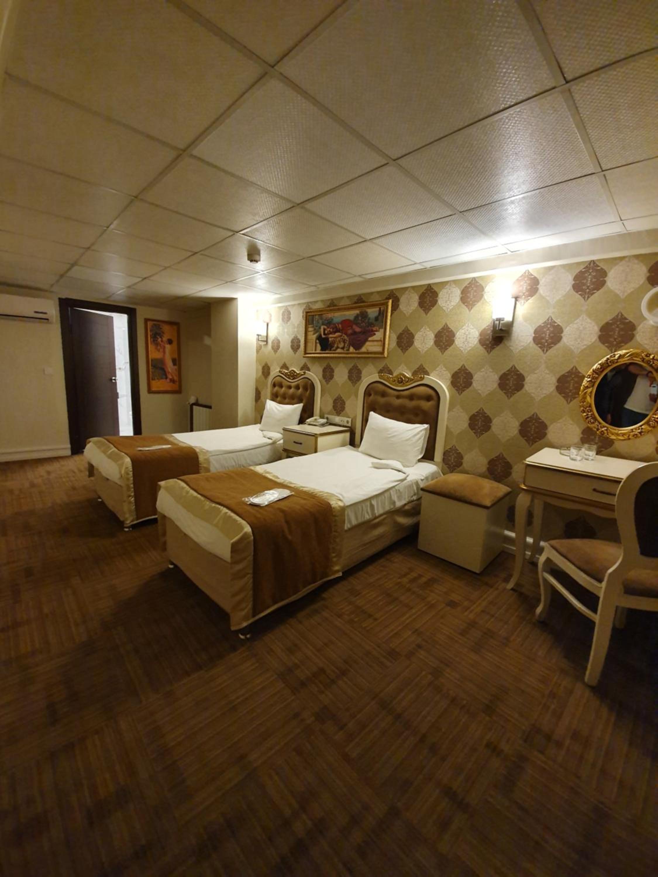 Elysion Hotel - Image 10