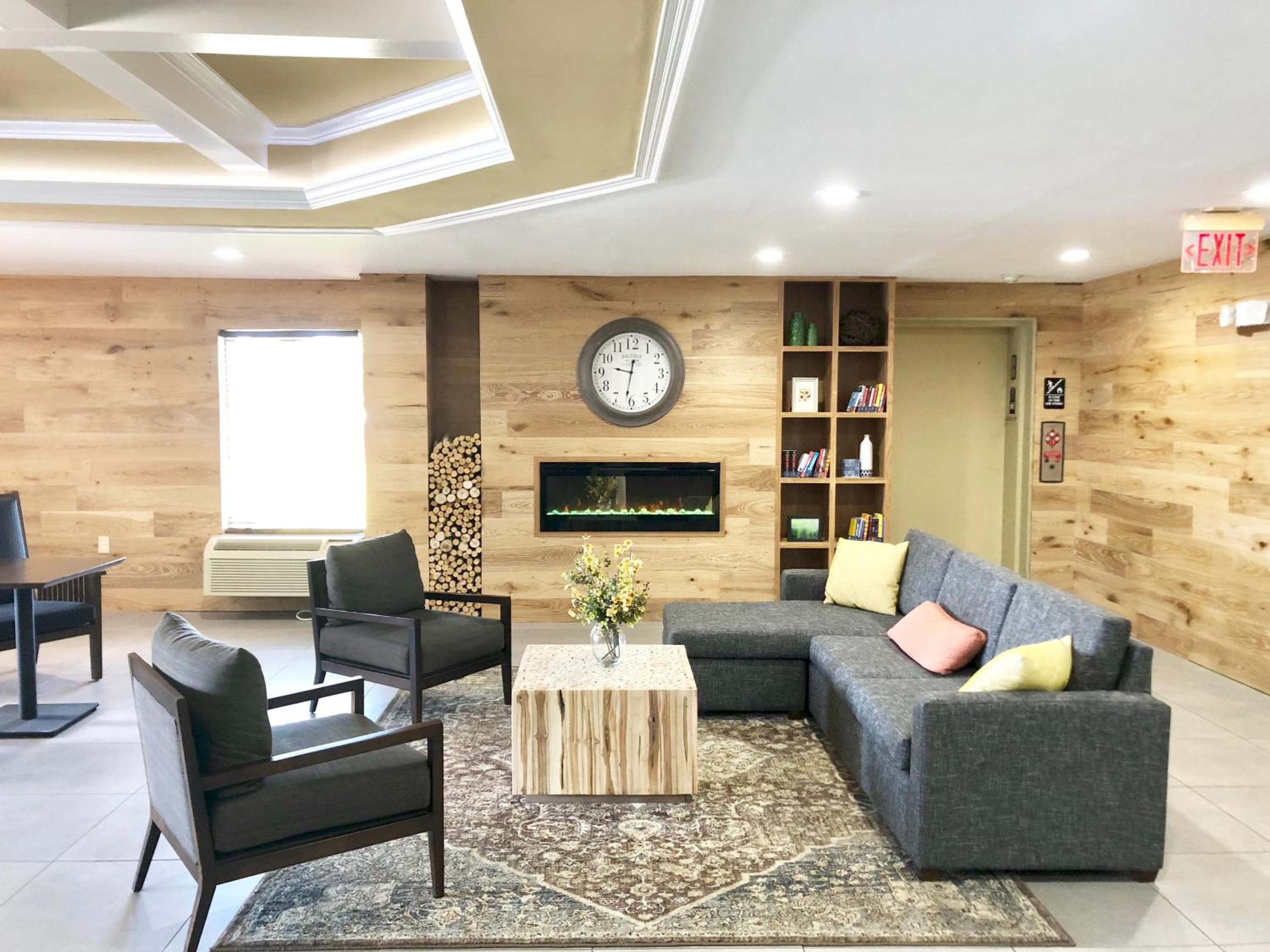 Greenville Vacations - Country Inn  Suites by Radisson, Greenville, NC - Property Image 4