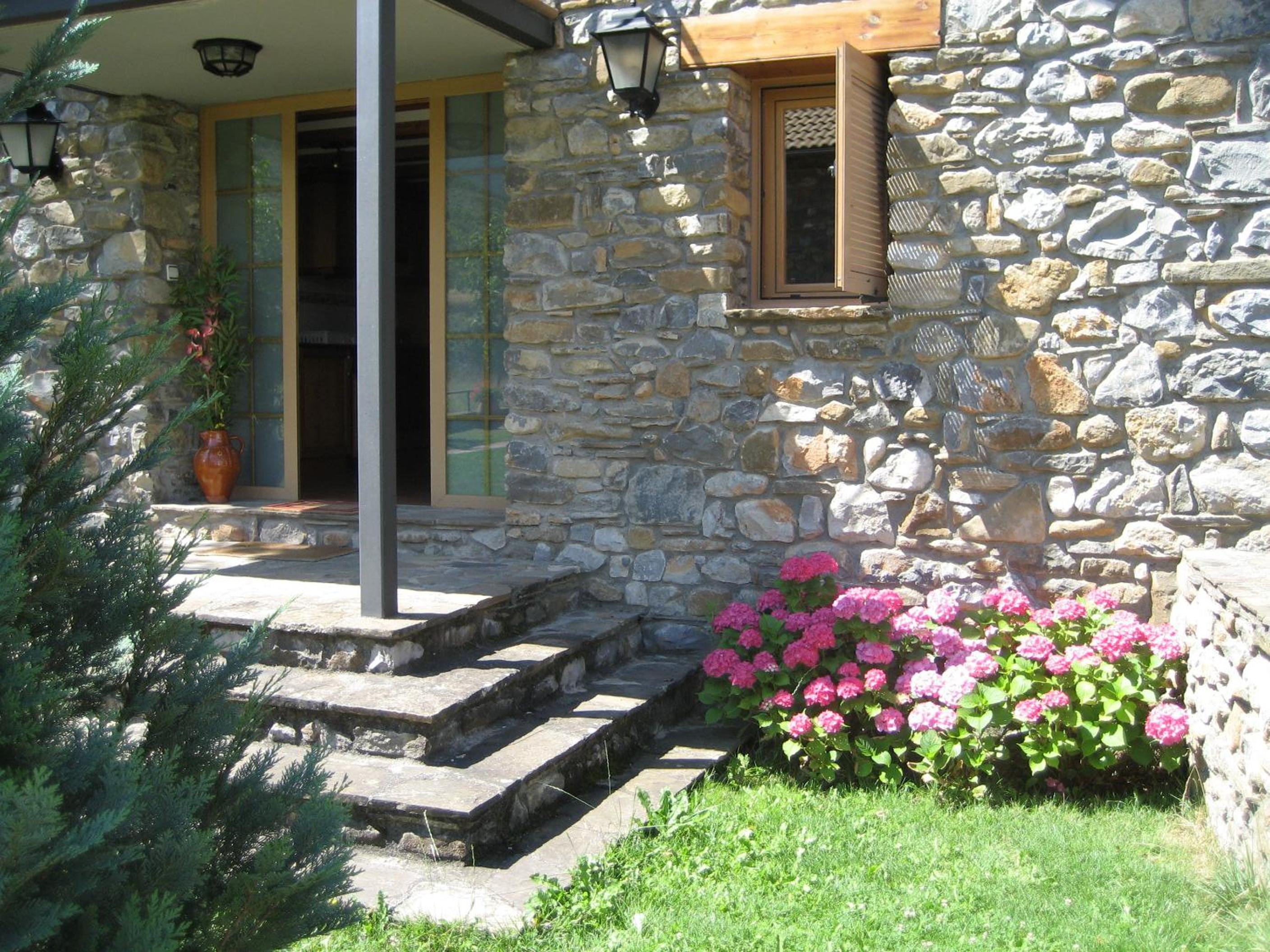 Photo 37