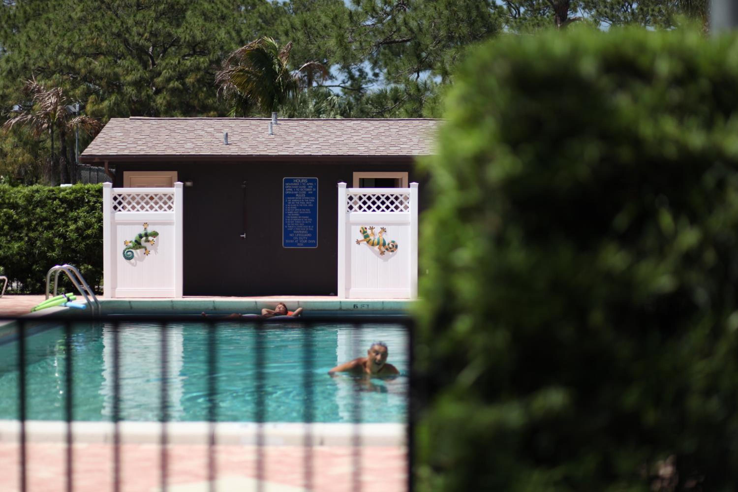 Road Runner Travel Resort