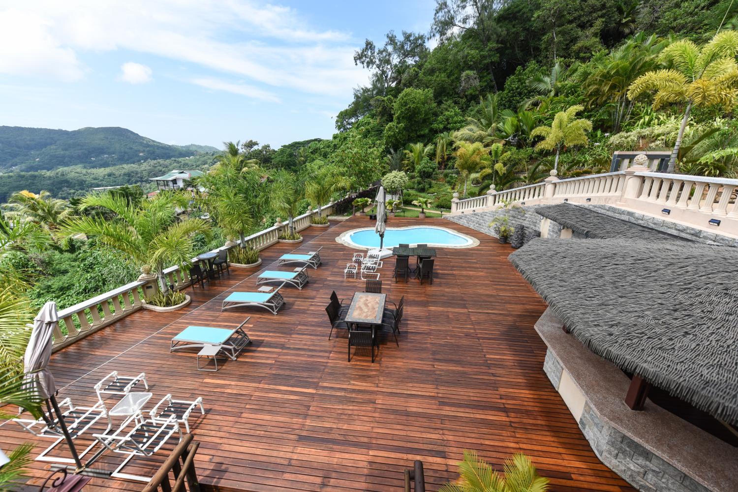 Ocean Terrace photo 5