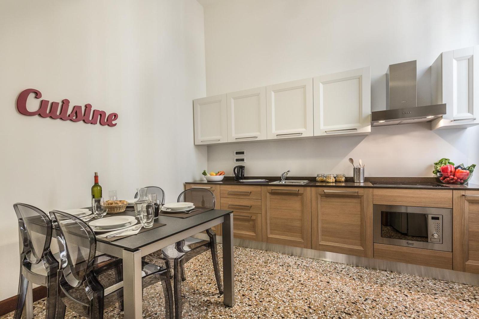 Ca' del Monastero 4 Collection Apartment up to 8 Guests with Lift