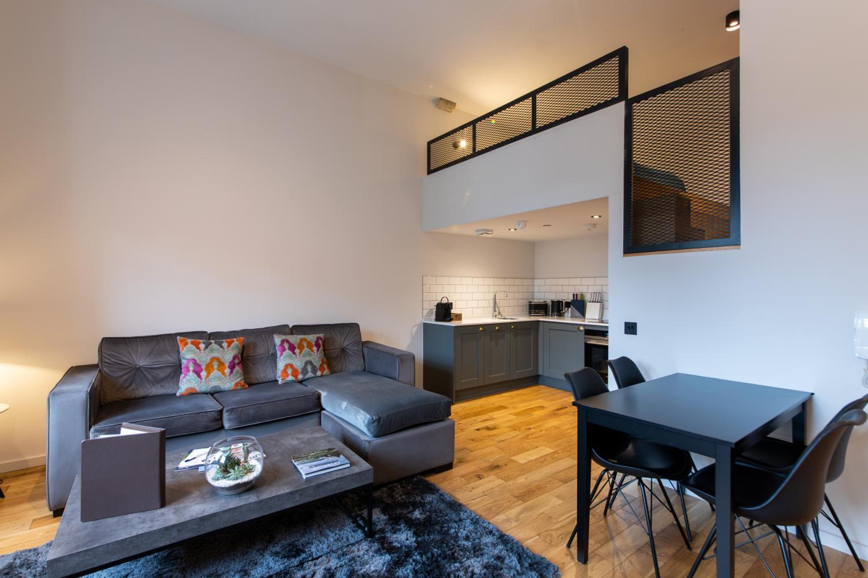 Linton Collection - Blackfriars Lofts