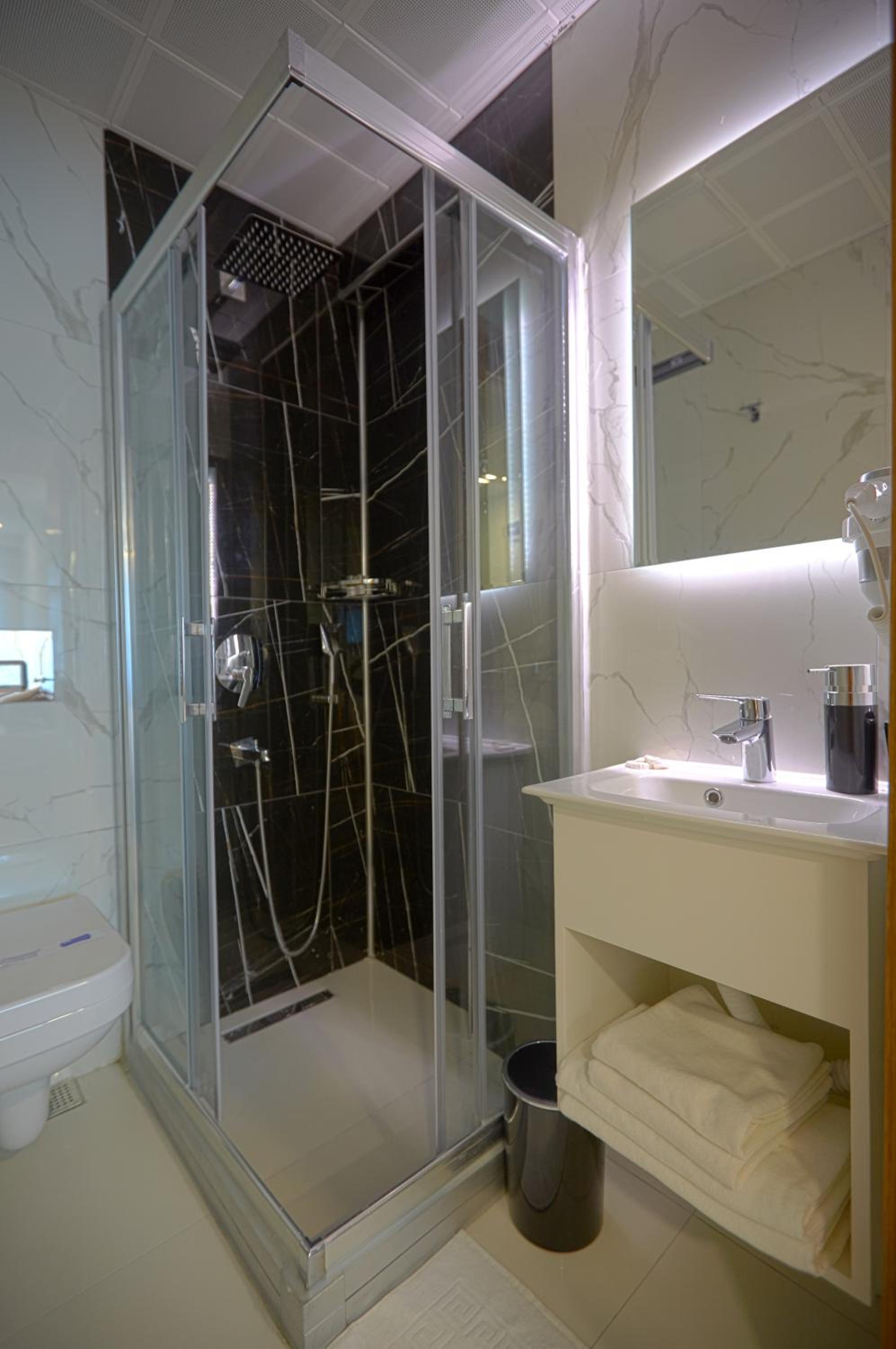 Kartal Palace Taksim Square AİLE OTELİ - Image 30