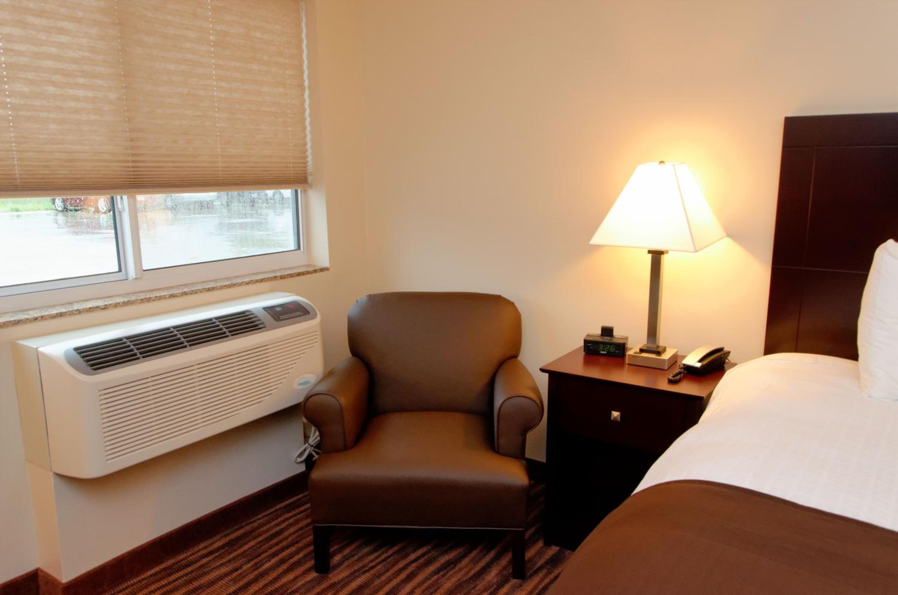 Cobblestone Inn  Suites Fort Madison - Property Image 33