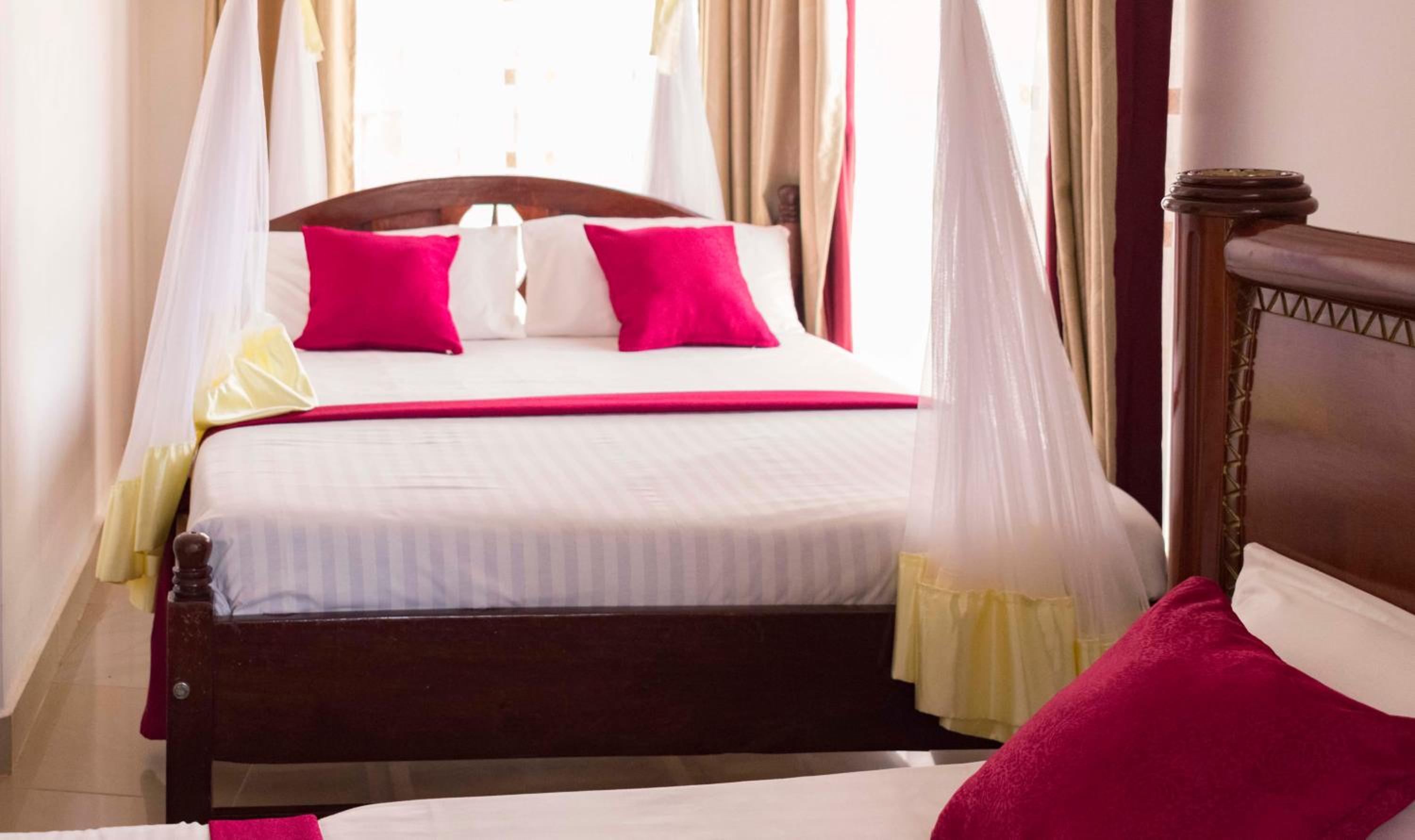 Sienna Beach Hotel Entebbe