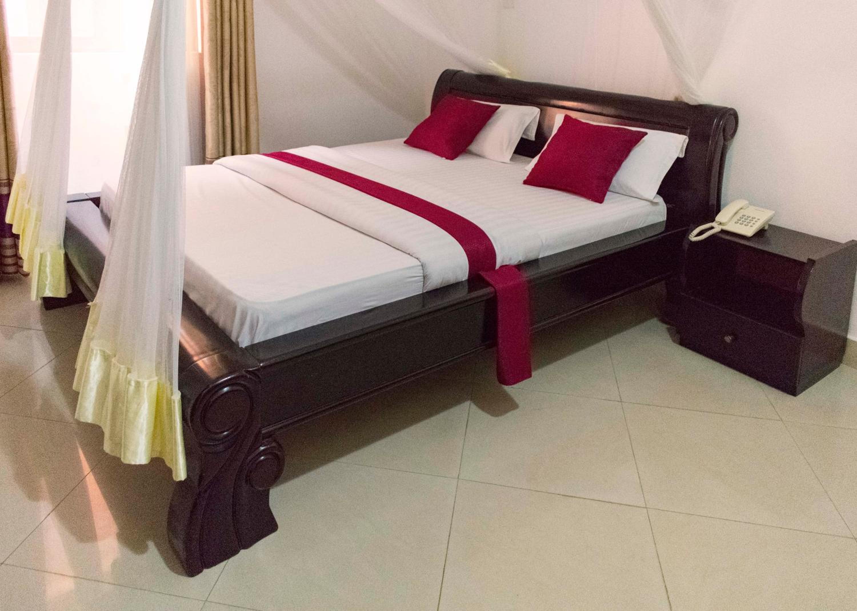 Sienna Beach Hotel Entebbe