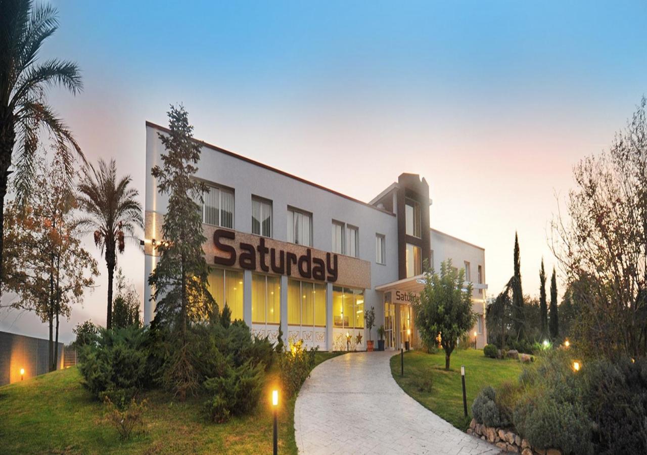 Hotel Saturday - Image 1