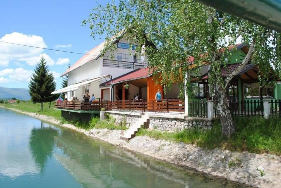 Photo 40