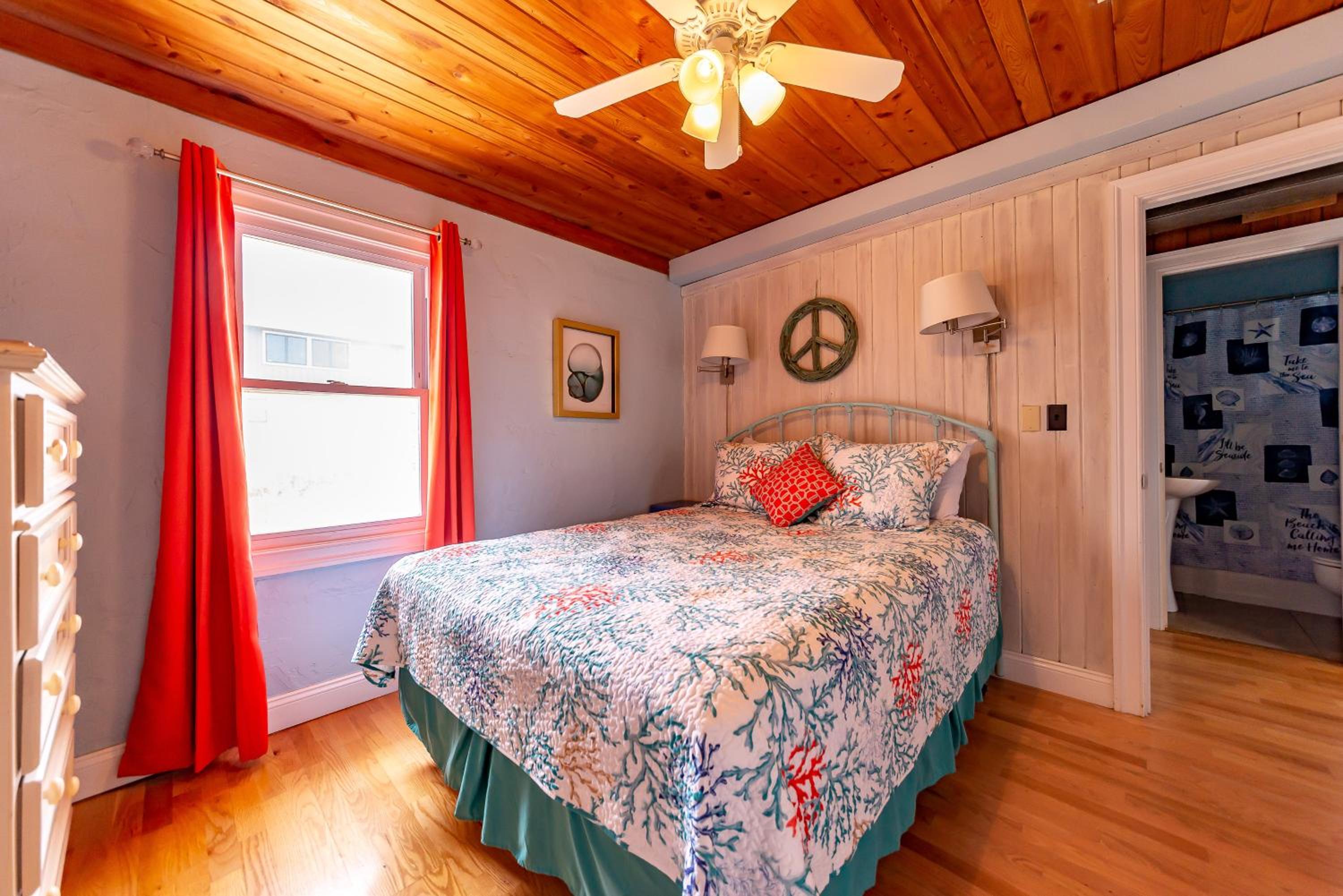 Aqua Nights - S Nags Head MP 17.5, Oceanfront, Hot Tub, Pool Table, Pets OK, Flex Stays view 4