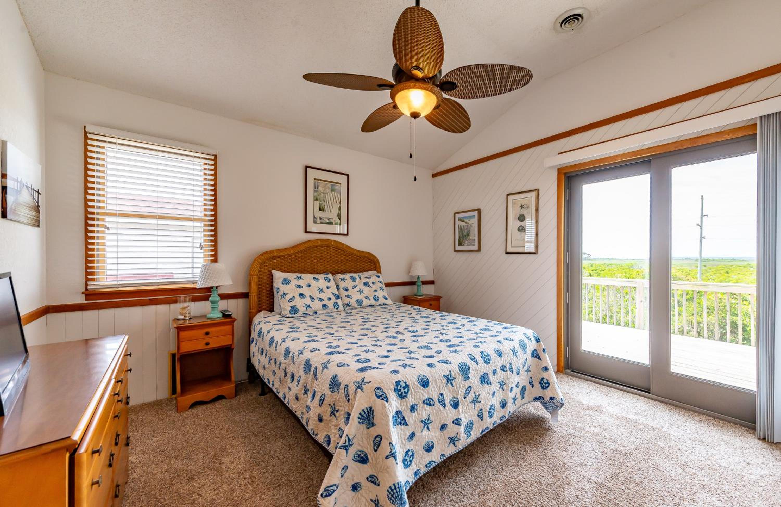 Simply Perfect - S Nags Head MP 19.5, 120 Yds to Beach, Ocean View, Community Pool, Tennis, Sunrises, Sunsets