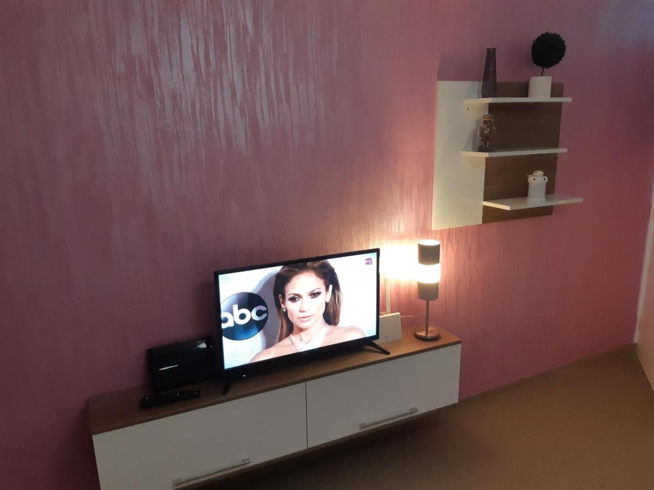 Apartment No. 5 view 2