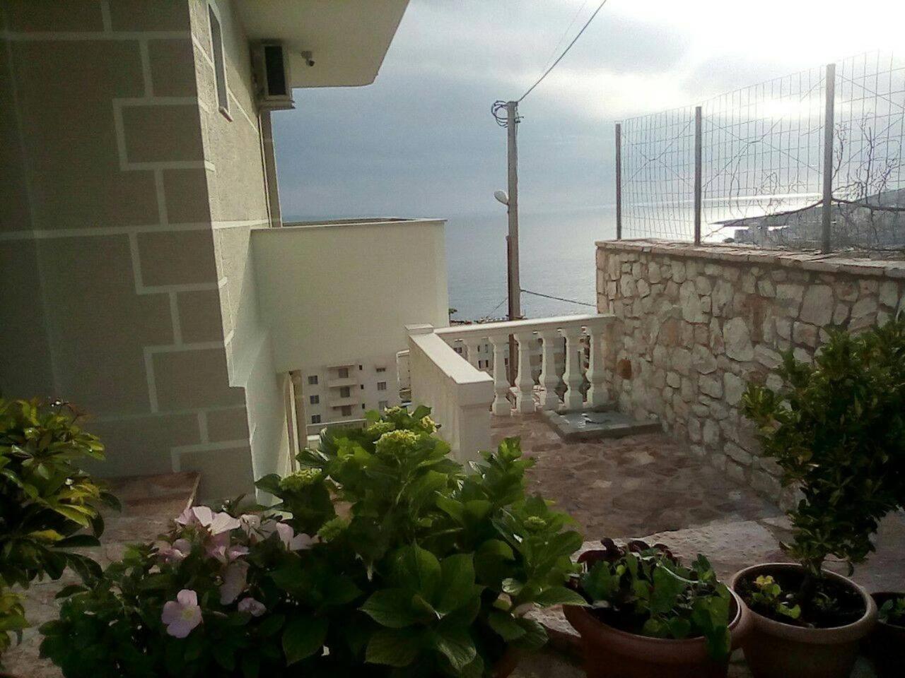 Villa Alimema