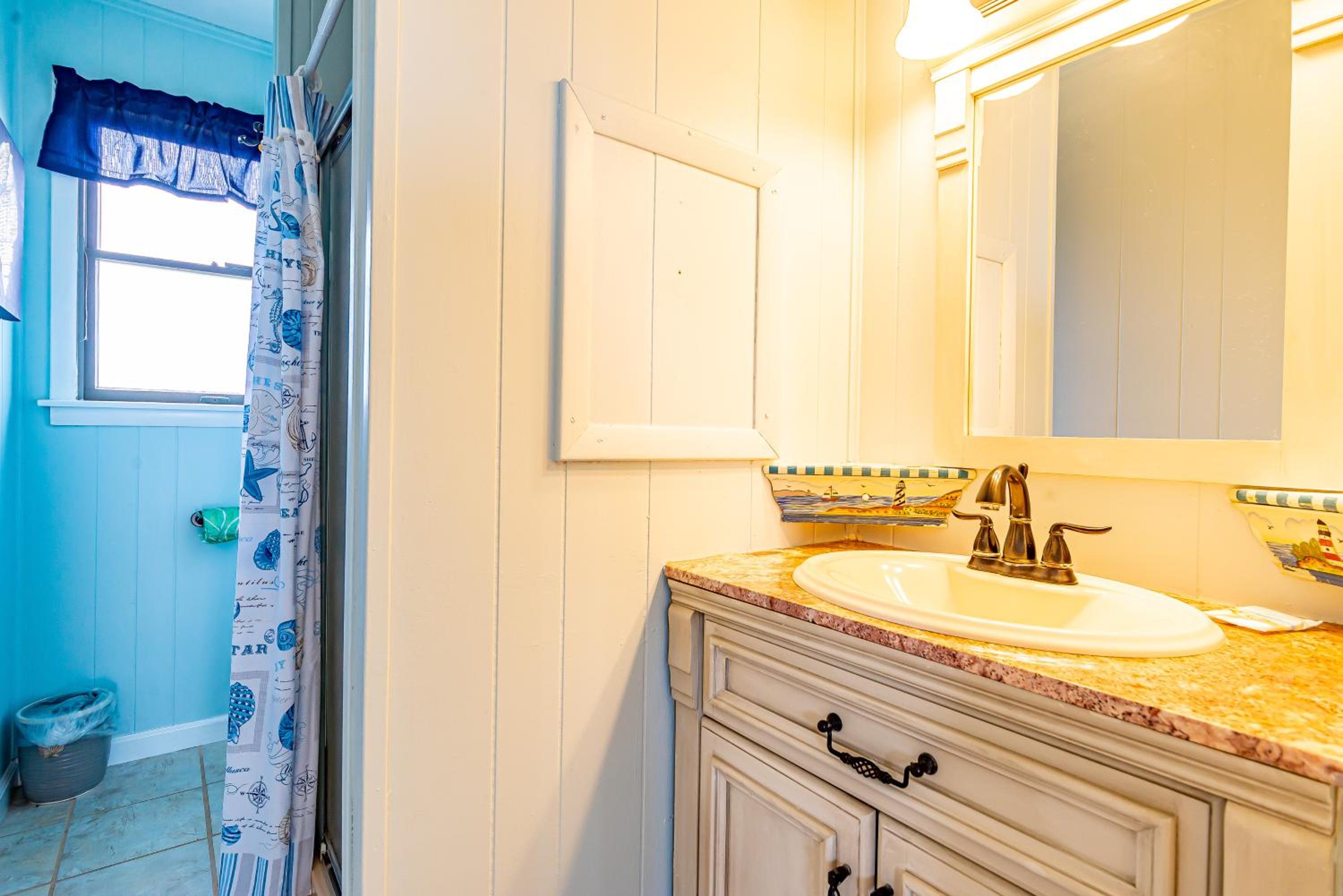Aqua Dreams - S Nags Head MP 20, Oceanfront, Hot Tub, Rec Room, Arcade Game, Flex Stays All Year view 3