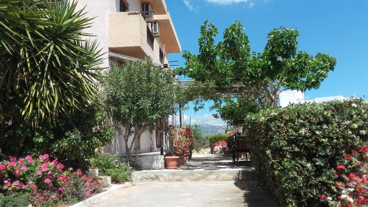Villa Victoria view 3