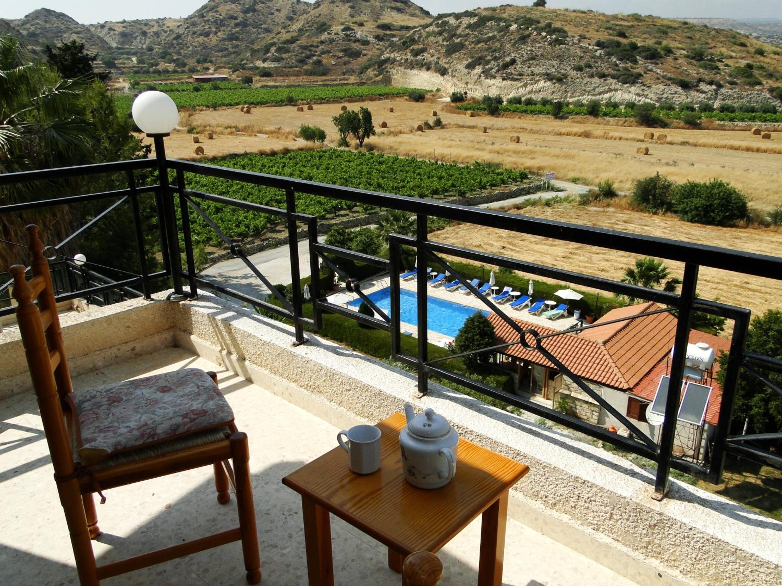 Ampelokipi Holiday Apartments